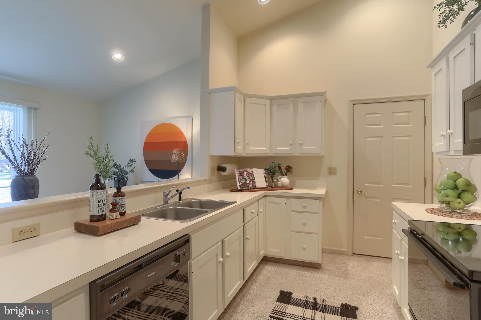 ARBOR GATE - Residential