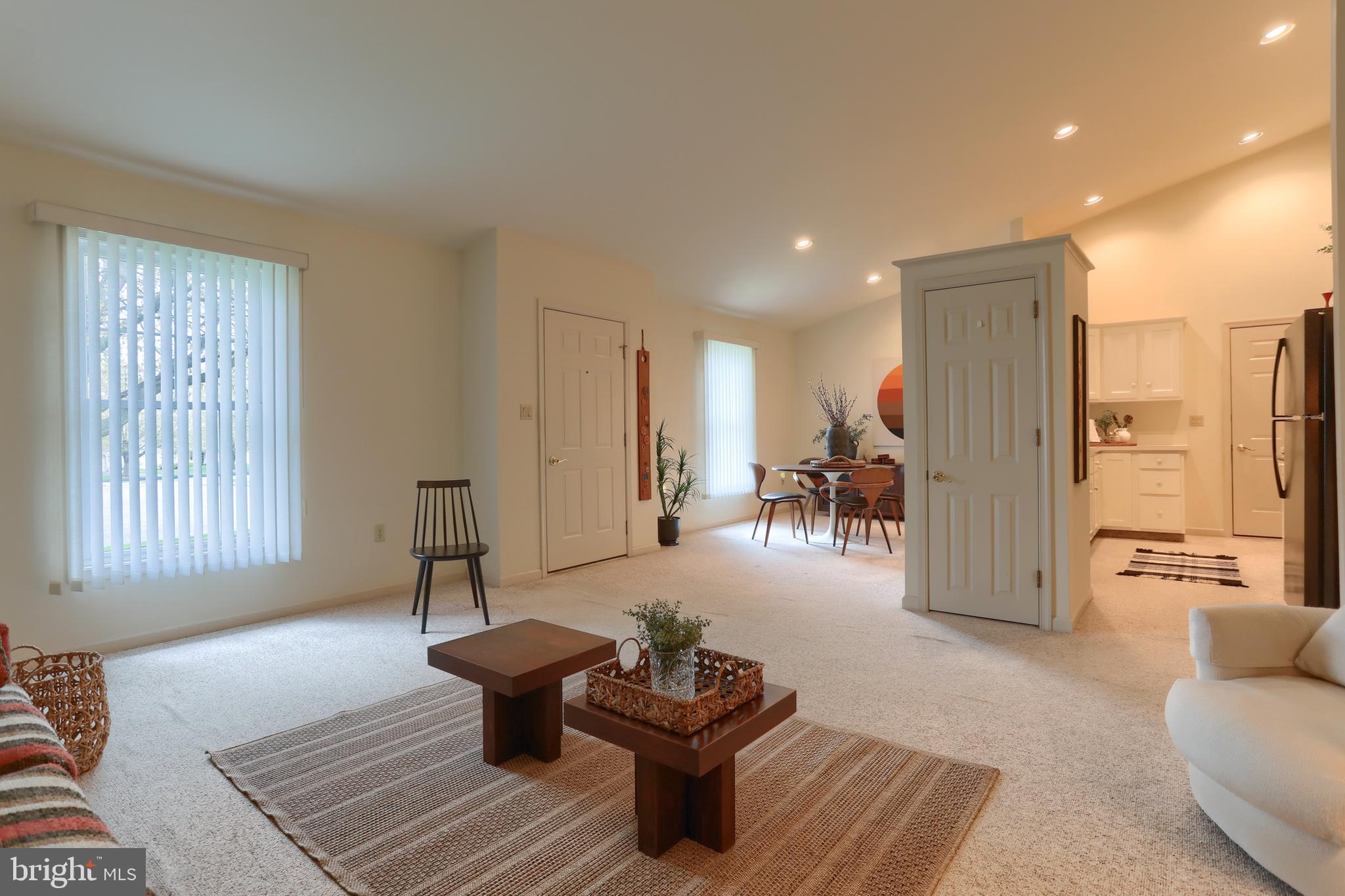 ARBOR GATE - Residential