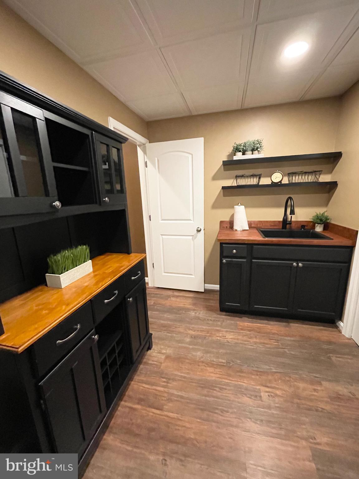 MANORS AT BALLENGER CREEK - Residential