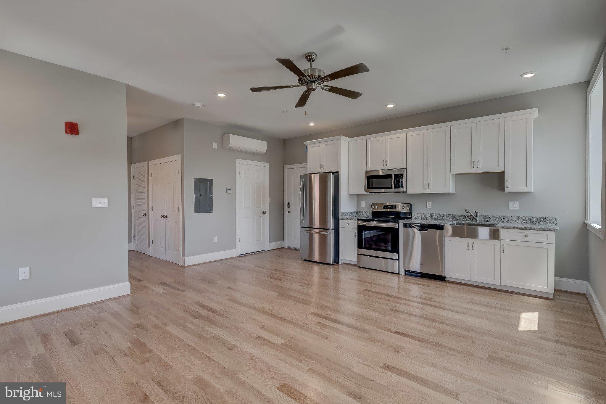 1214 EUTAW PLACE 001