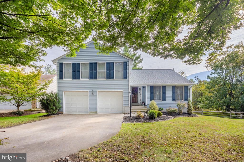 Photo of 4632 Broken Lute Way, ELLICOTT CITY, MD 21042 (MLS # MDHW2060662)