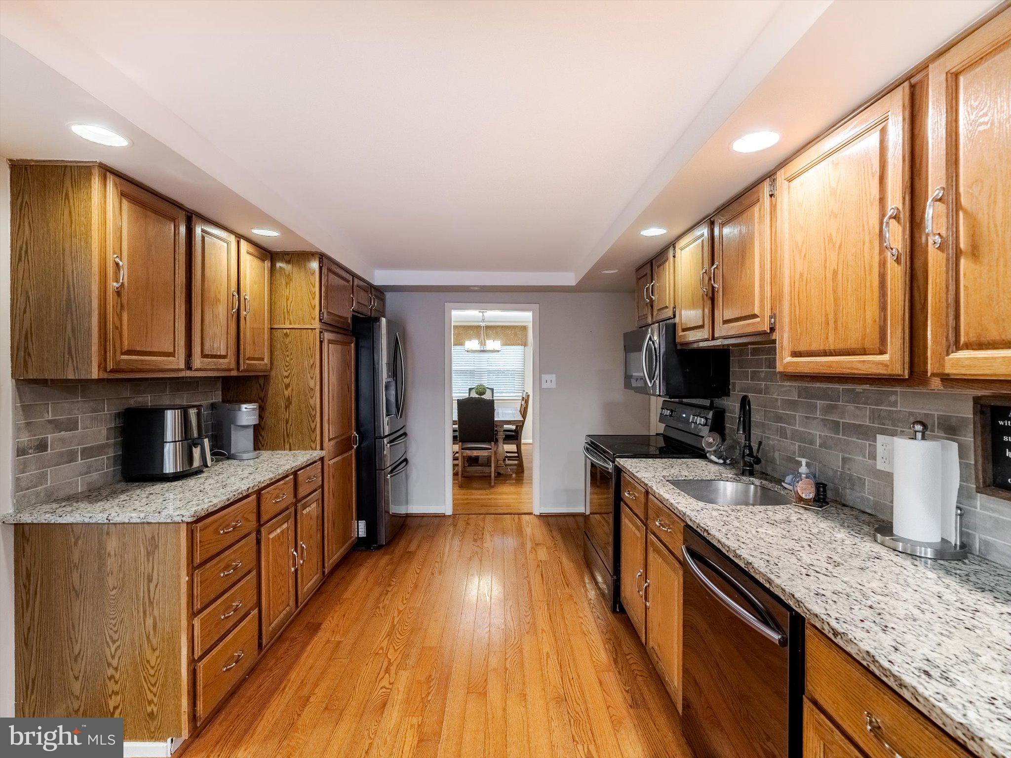 FEASTERVILLE HGTS - Residential