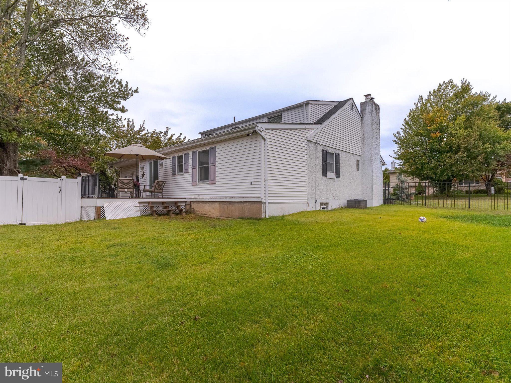 FEASTERVILLE HGTS - Residential