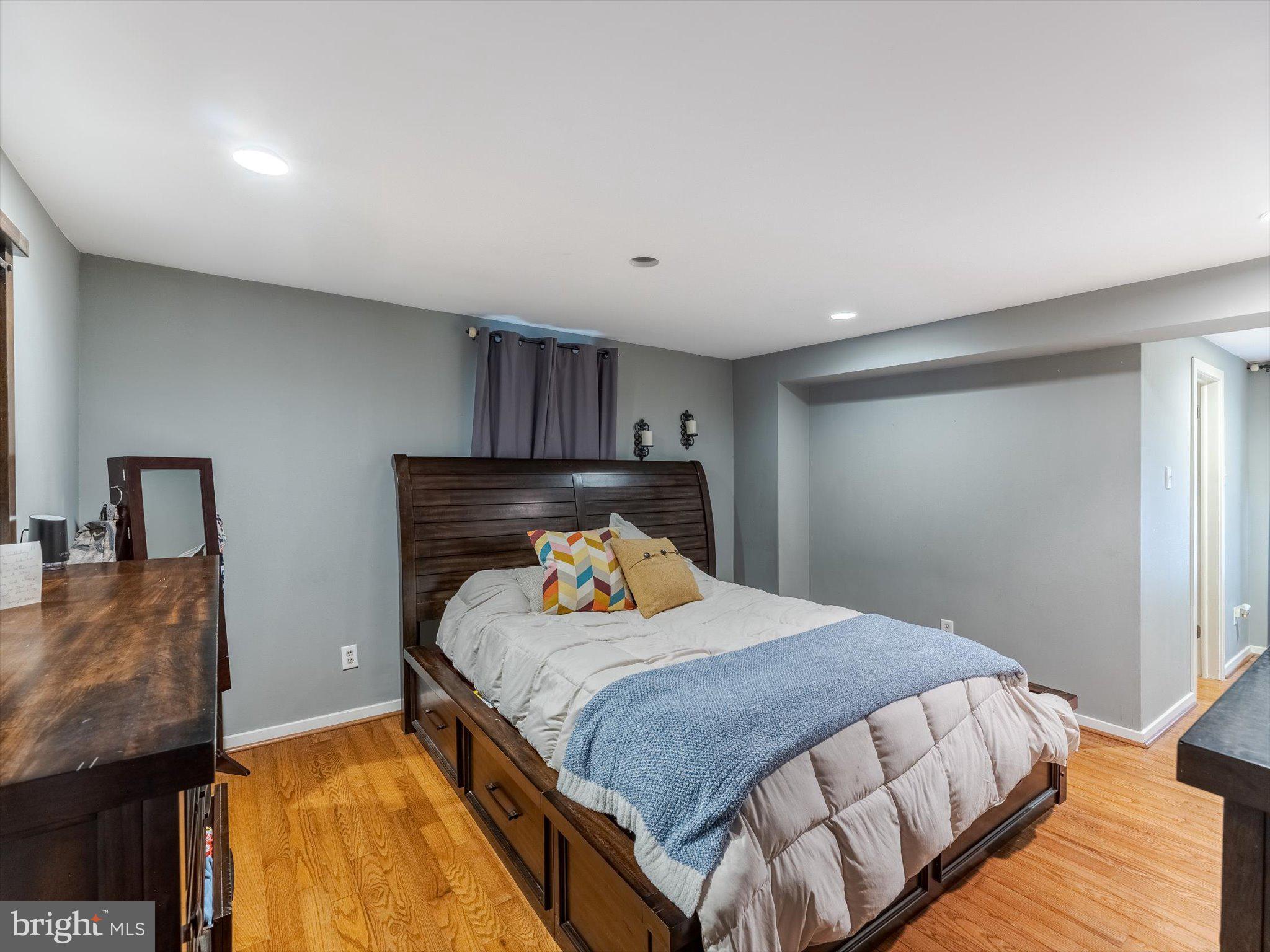 FEASTERVILLE HGTS - Residential