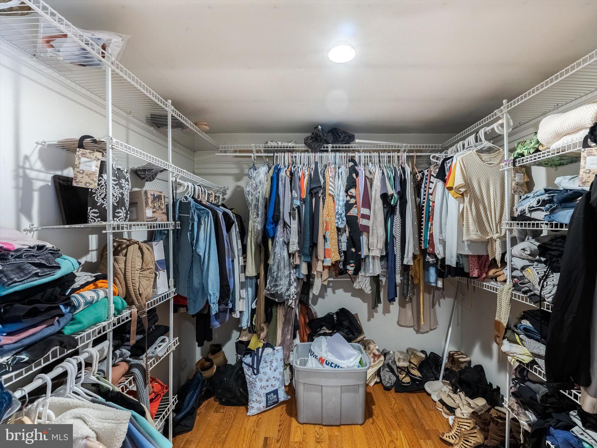 FEASTERVILLE HGTS - Residential