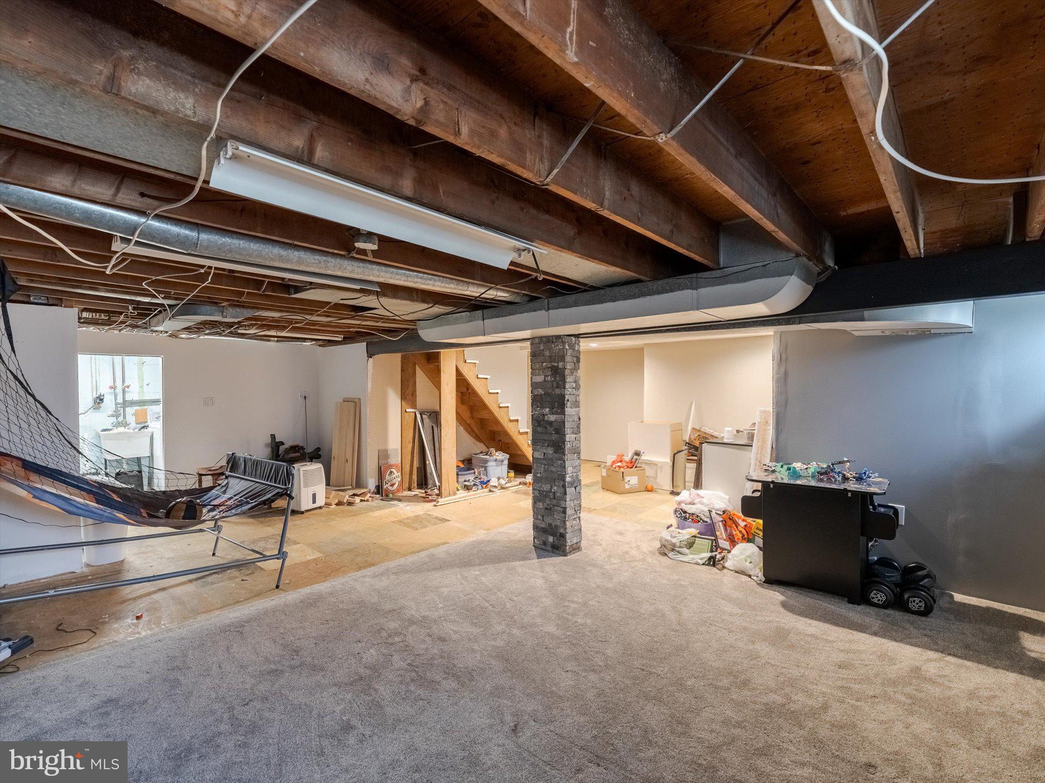 FEASTERVILLE HGTS - Residential