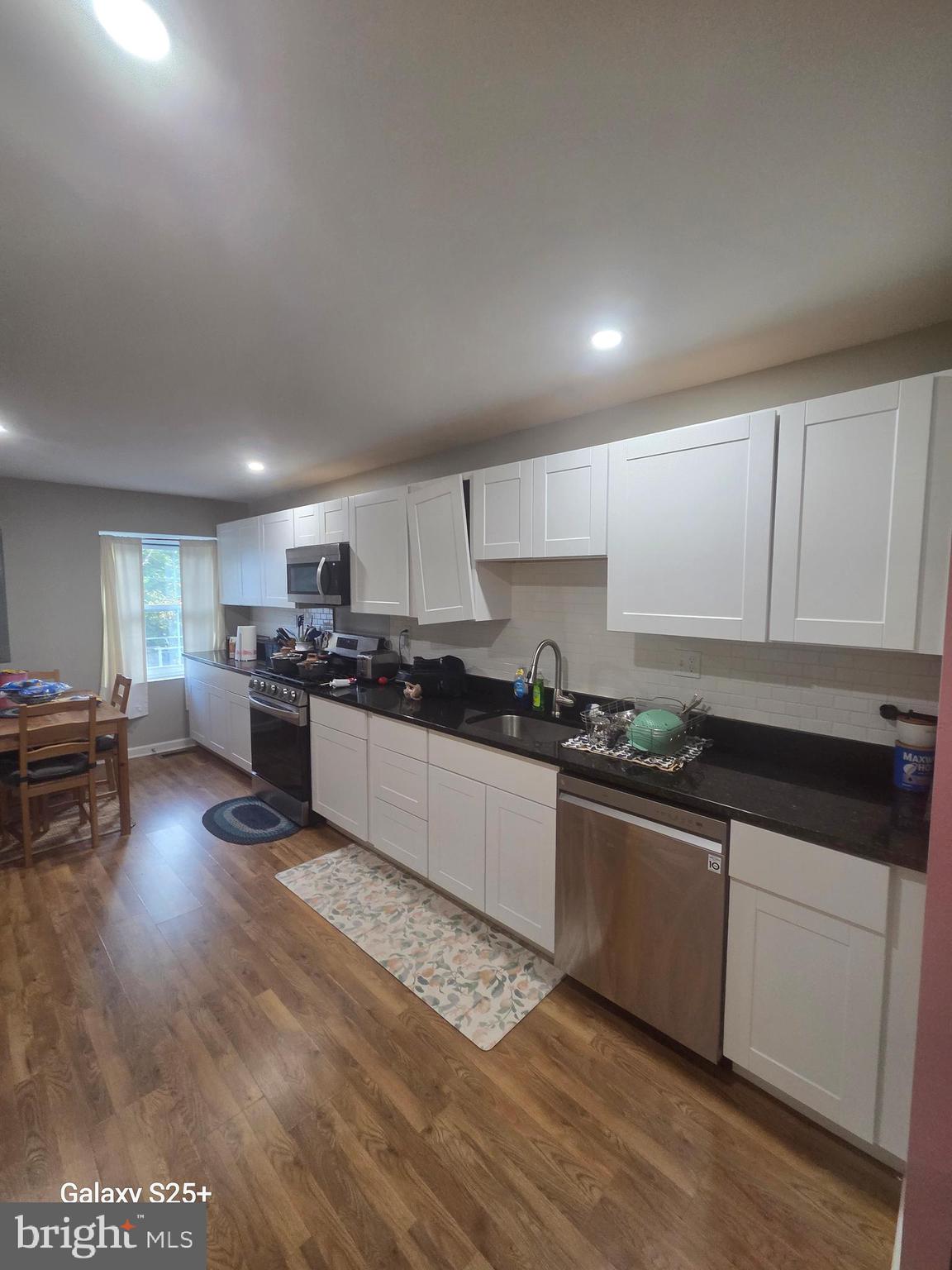 MONTEBELLO - Residential