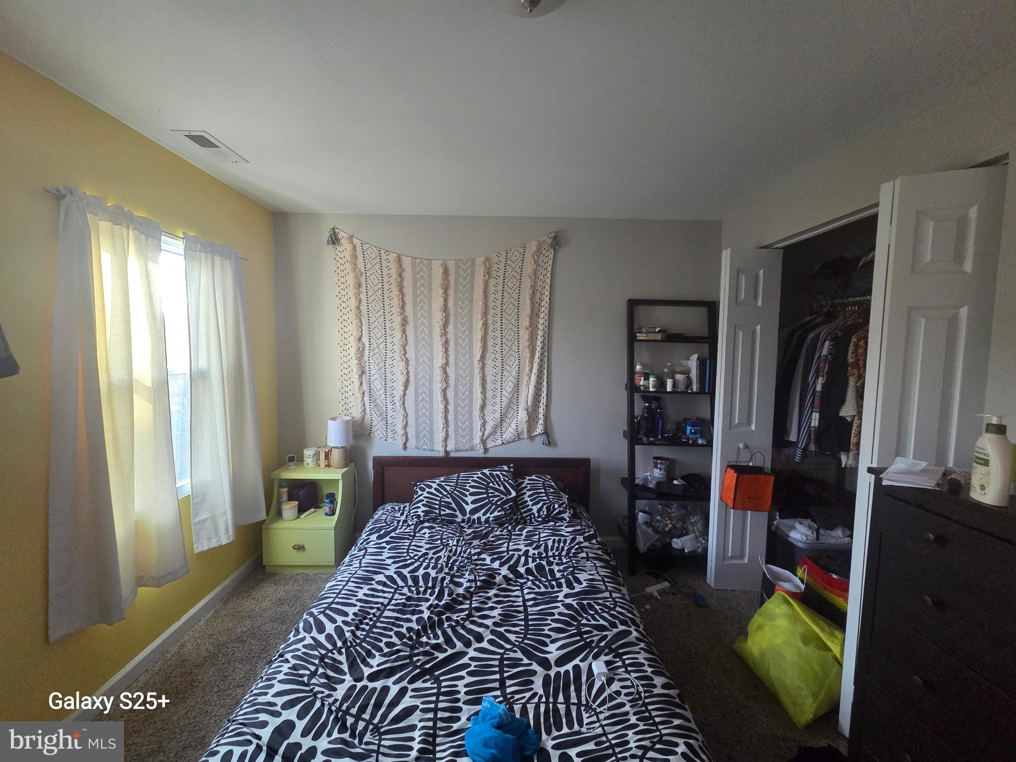 MONTEBELLO - Residential