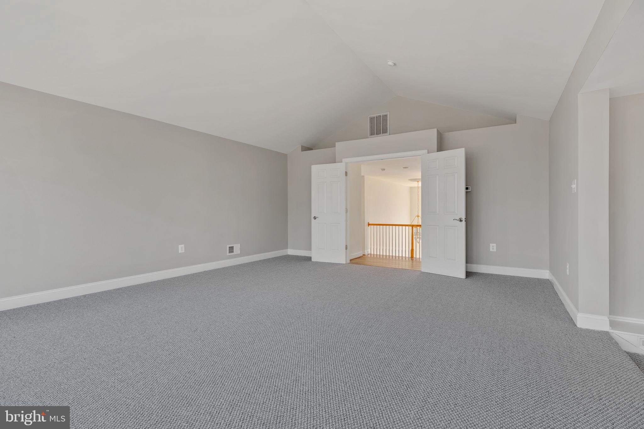 RIDINGS AT VIRGINIA RUN - Residential