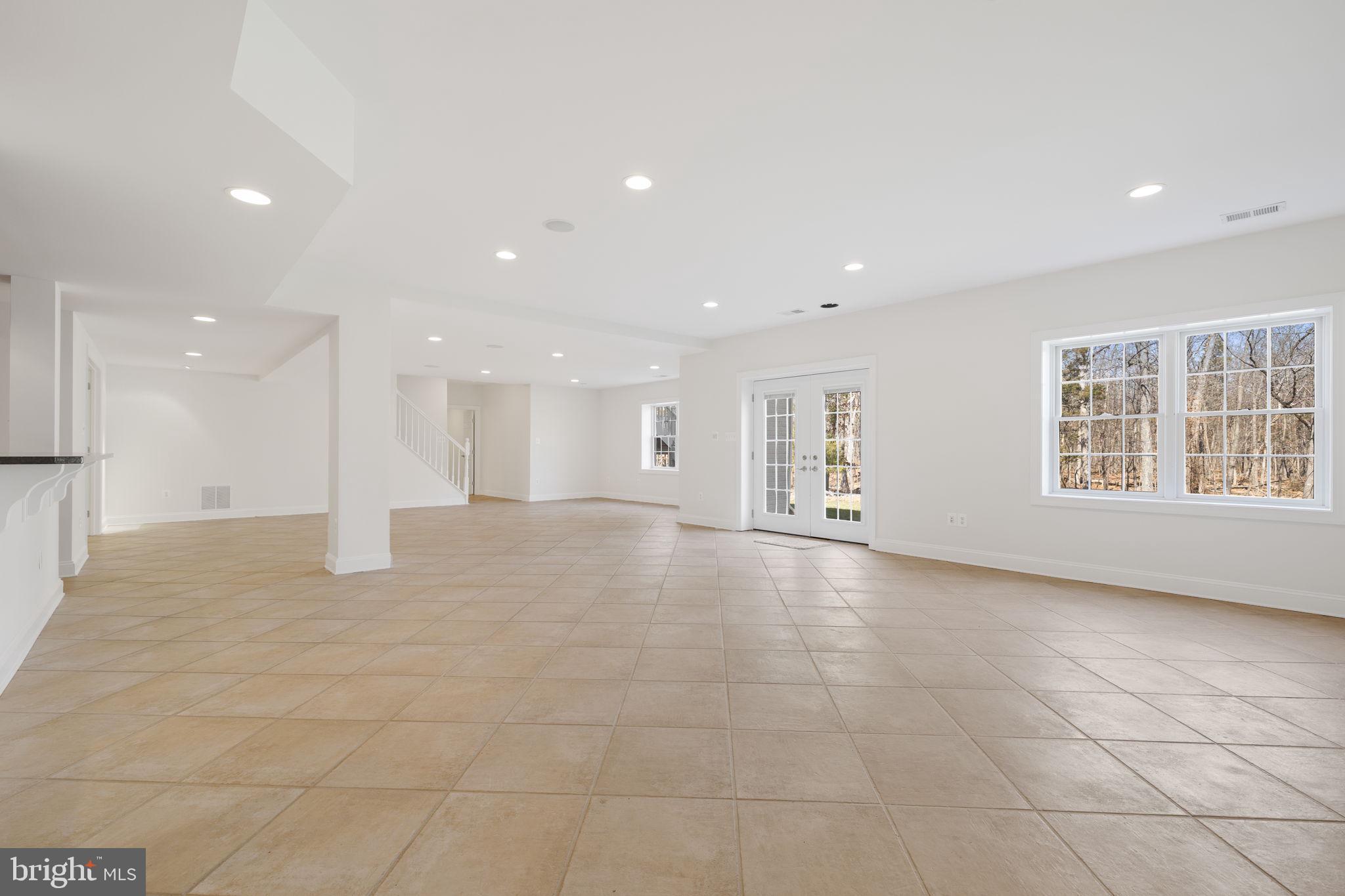 RIDINGS AT VIRGINIA RUN - Residential