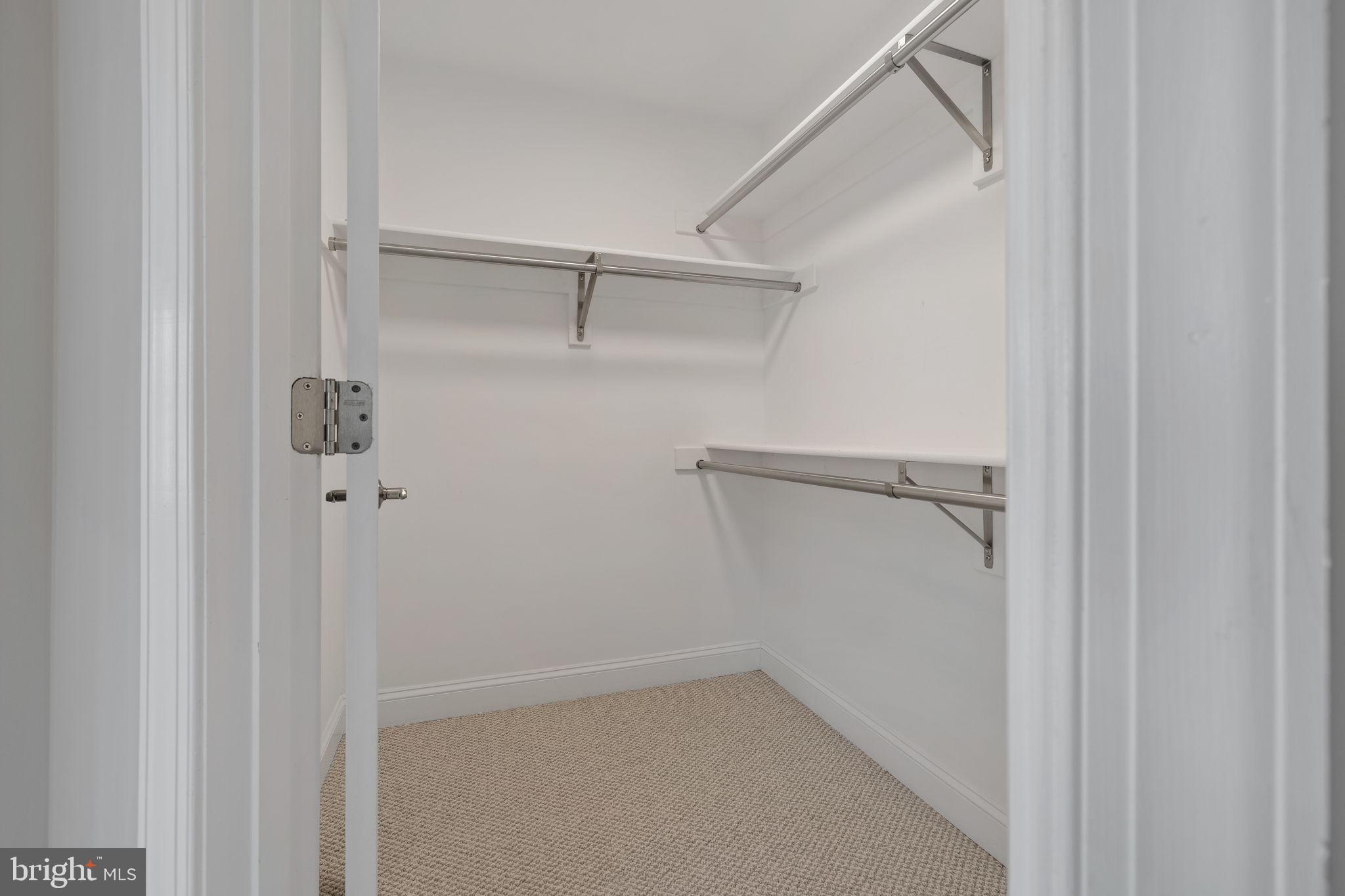 RIDINGS AT VIRGINIA RUN - Residential