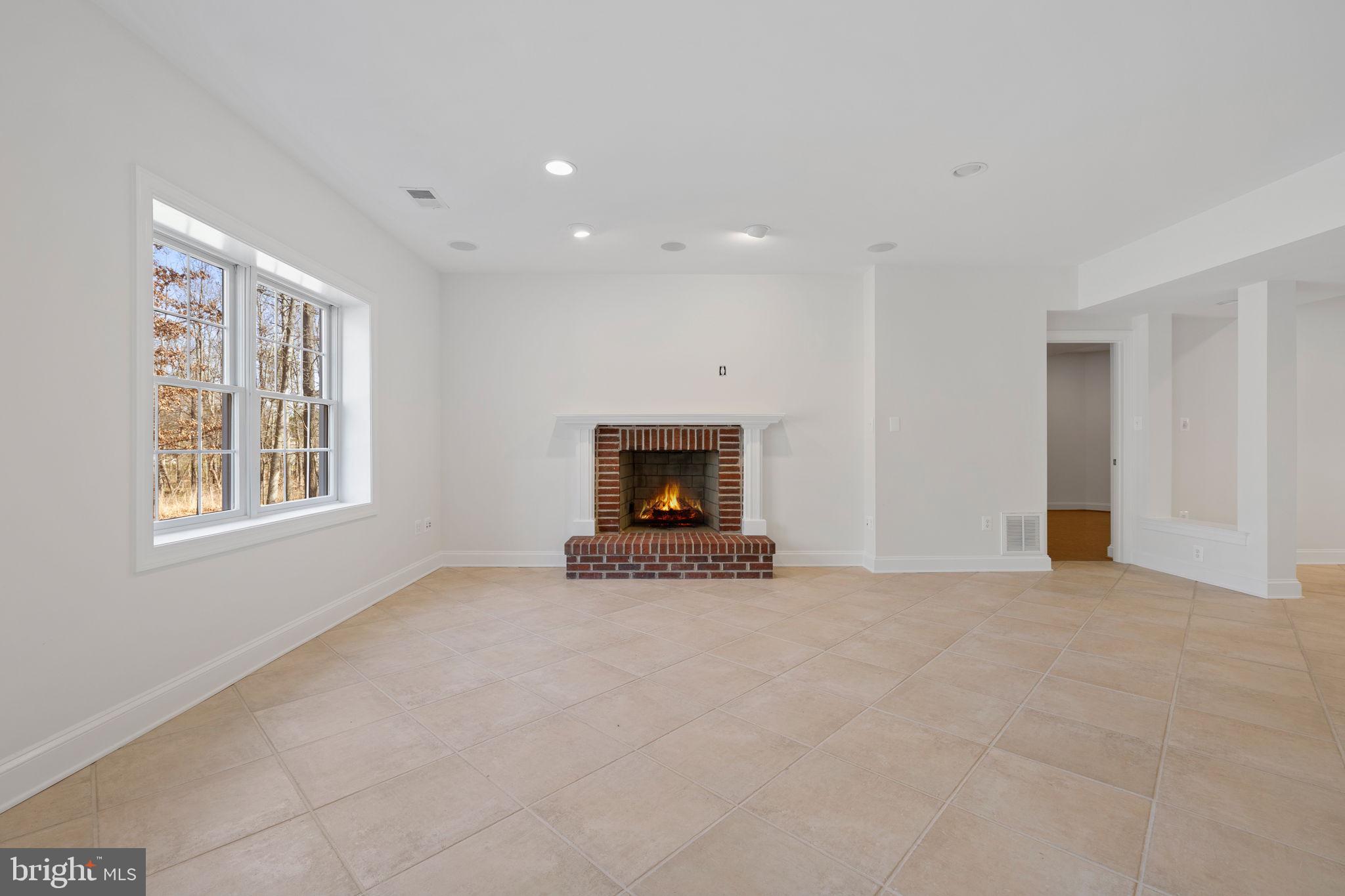 RIDINGS AT VIRGINIA RUN - Residential