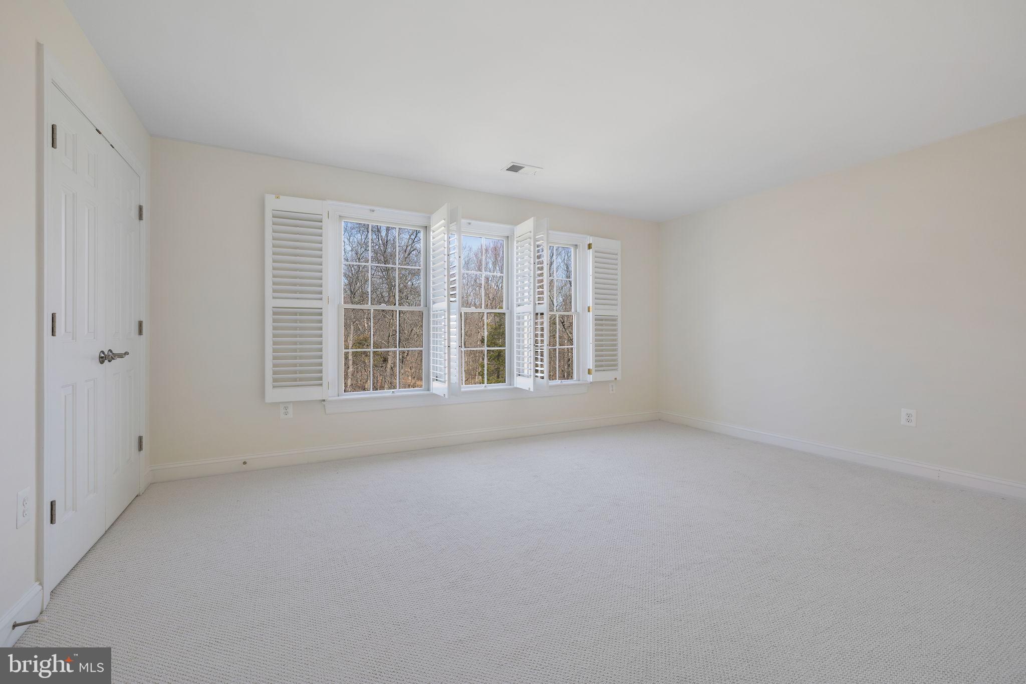 RIDINGS AT VIRGINIA RUN - Residential