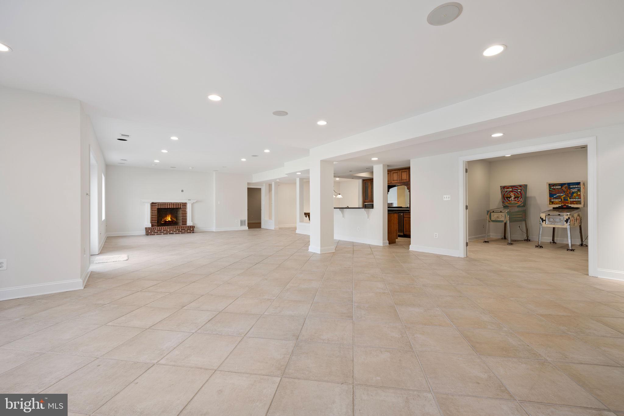 RIDINGS AT VIRGINIA RUN - Residential