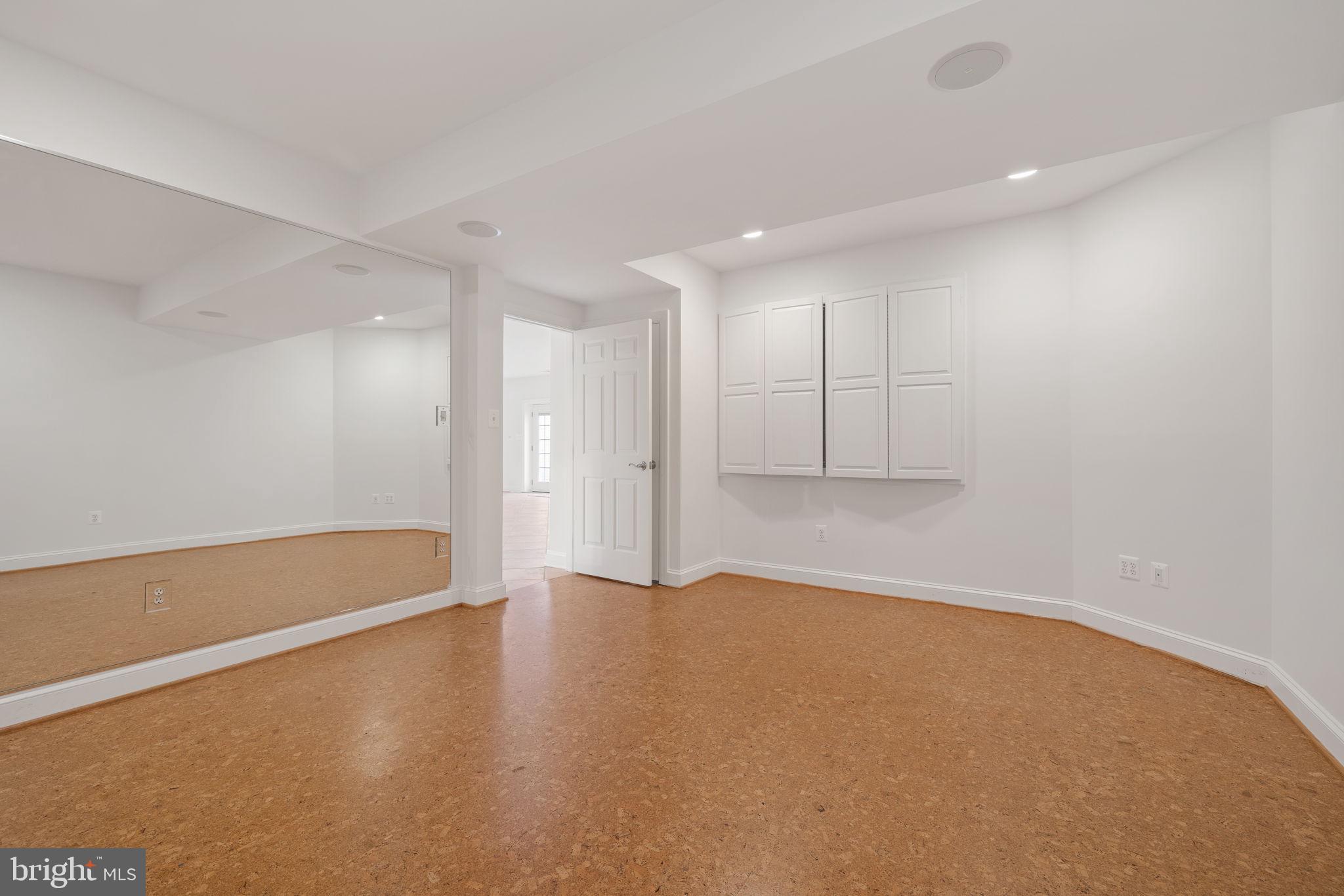 RIDINGS AT VIRGINIA RUN - Residential