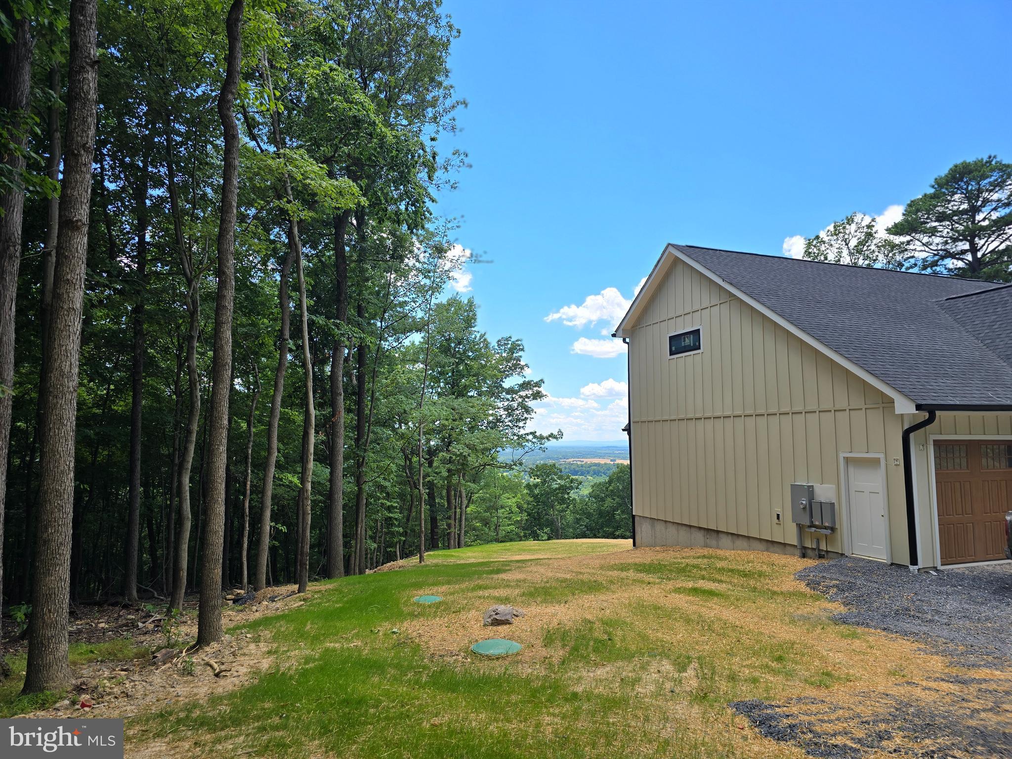 LAKE FOREST ESTATES - Residential