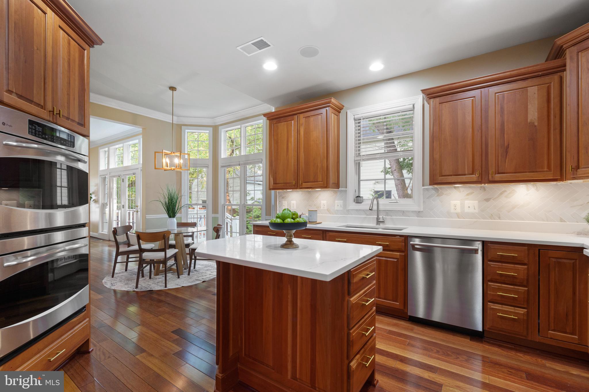 MAJESTIC OAK - Residential