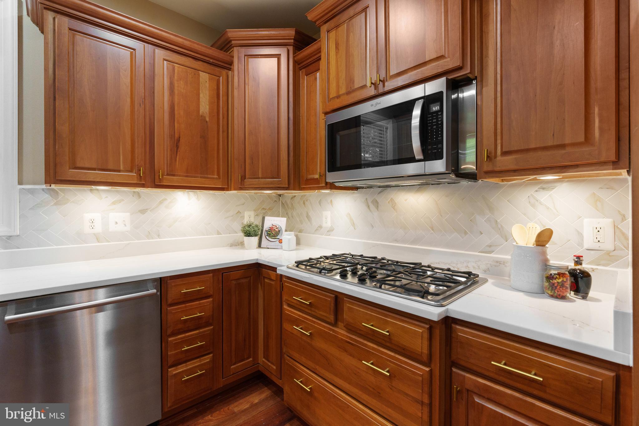 MAJESTIC OAK - Residential