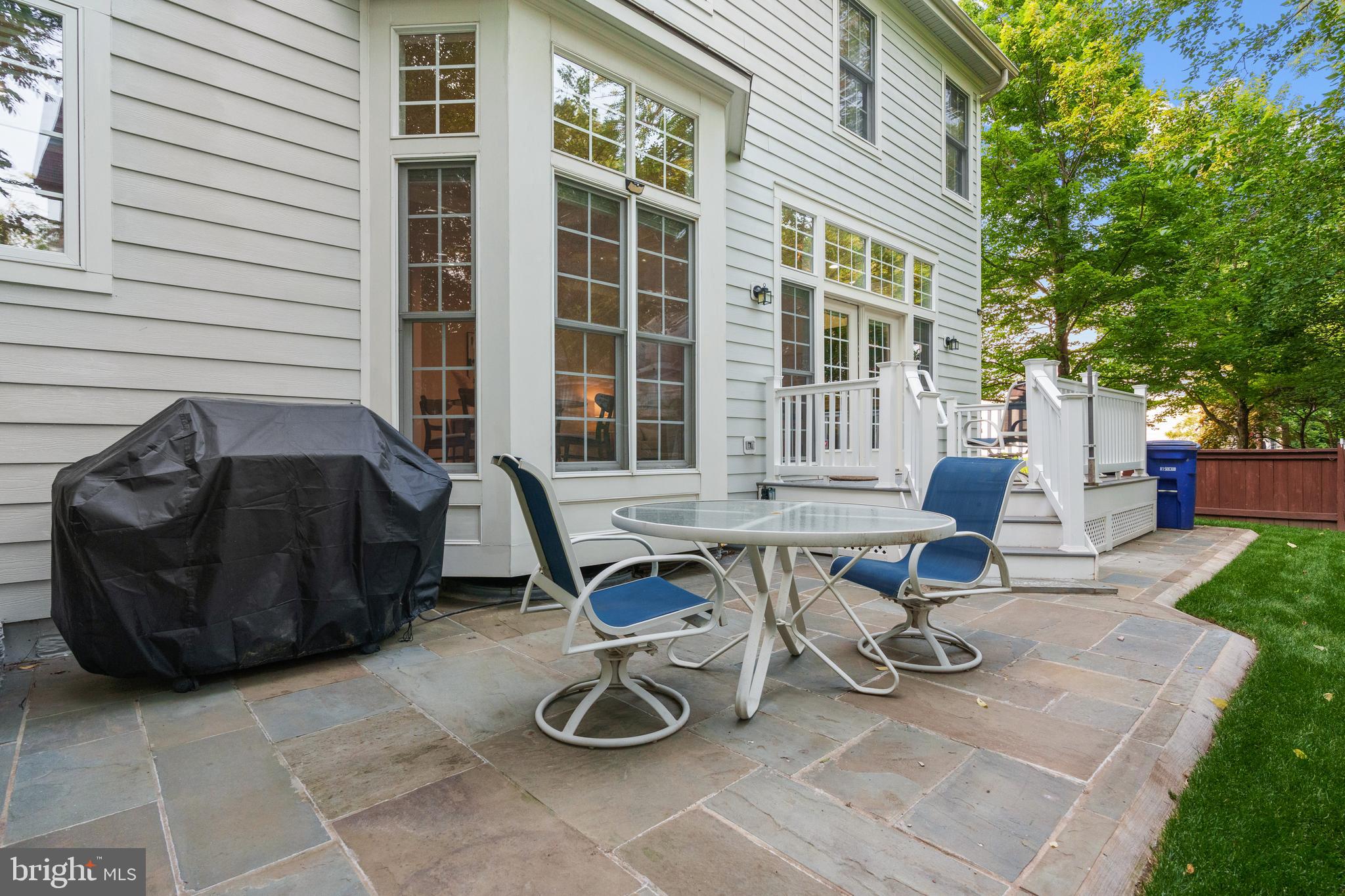 MAJESTIC OAK - Residential