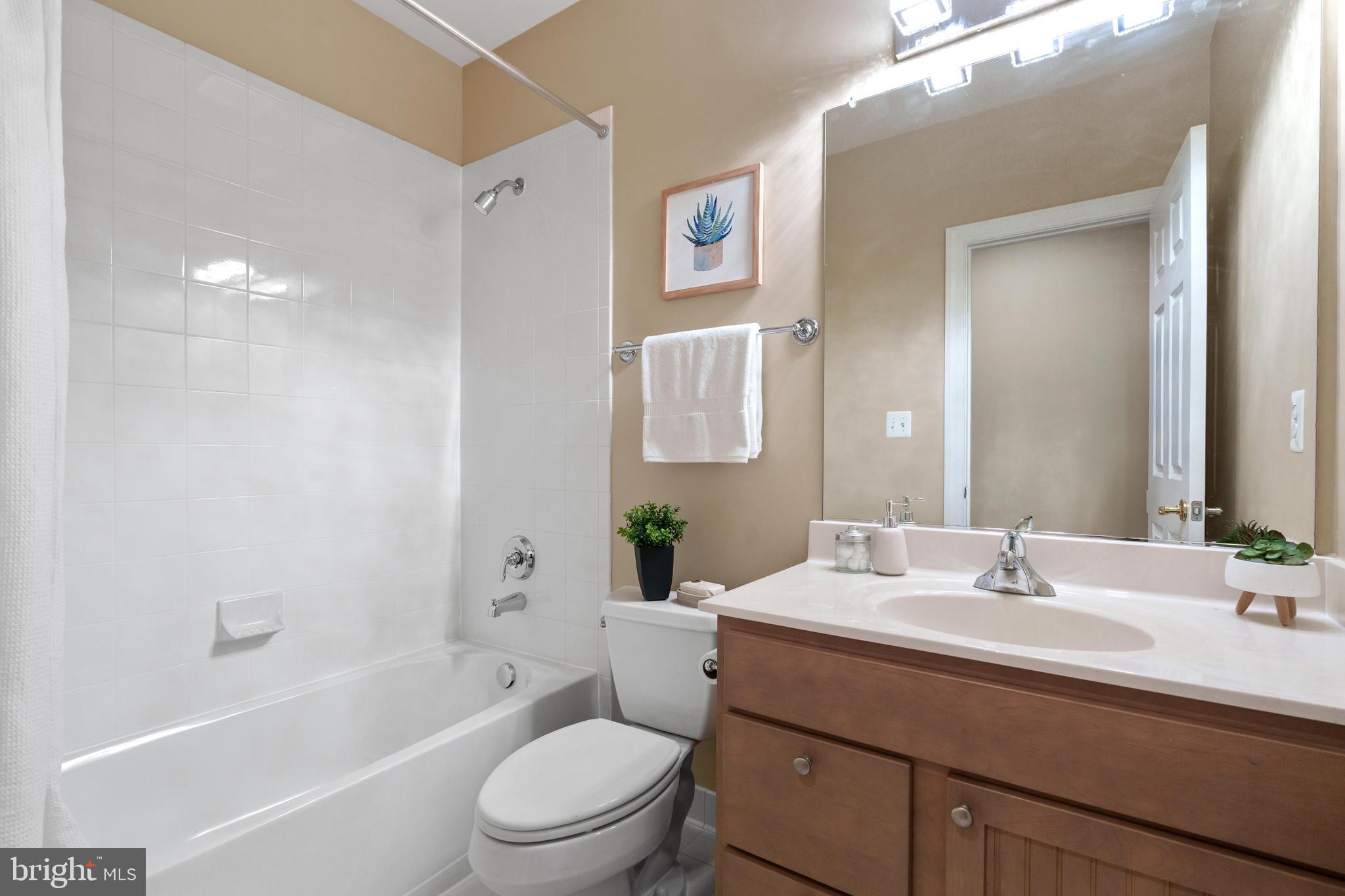 MAJESTIC OAK - Residential