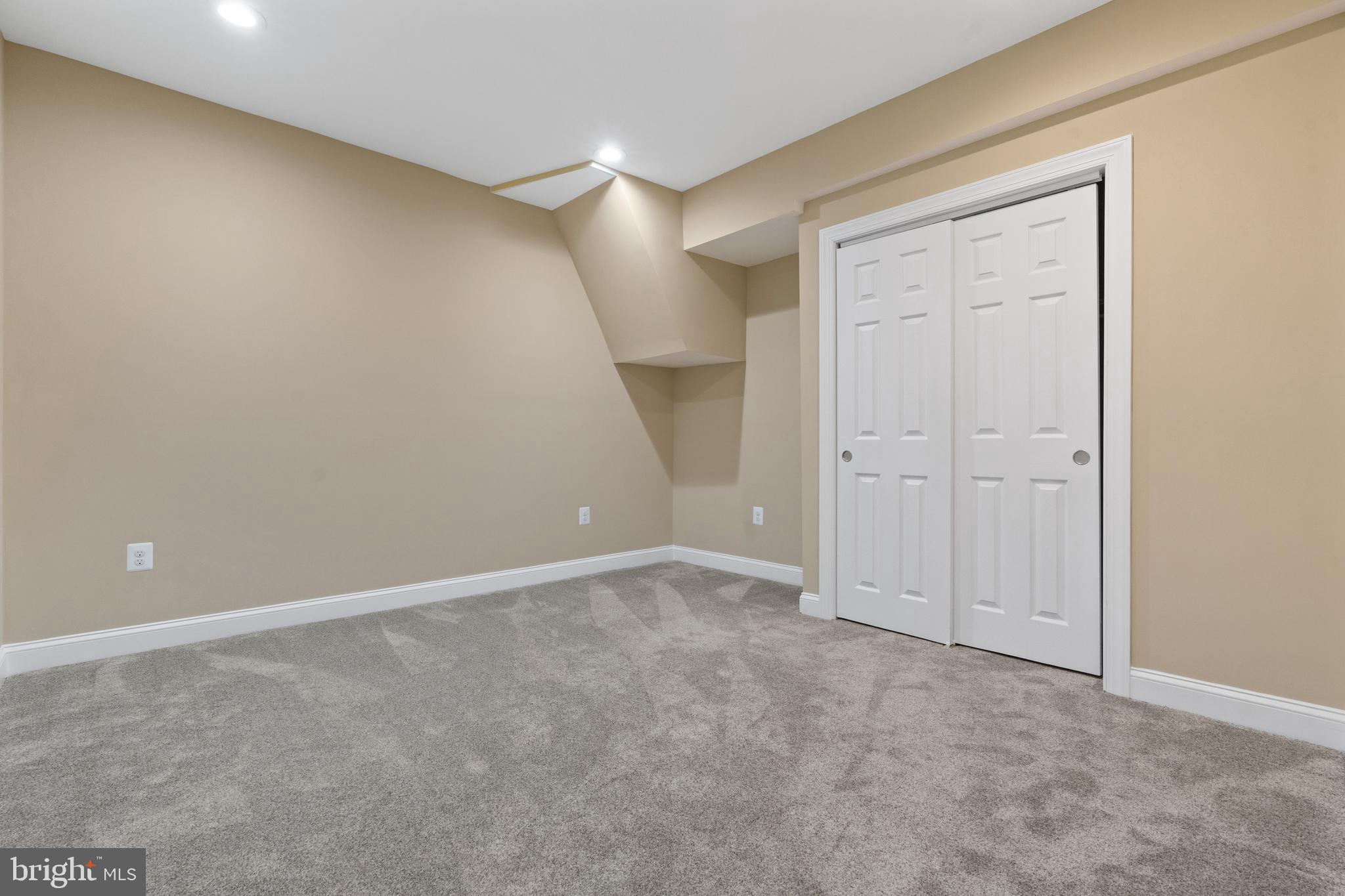 MAJESTIC OAK - Residential