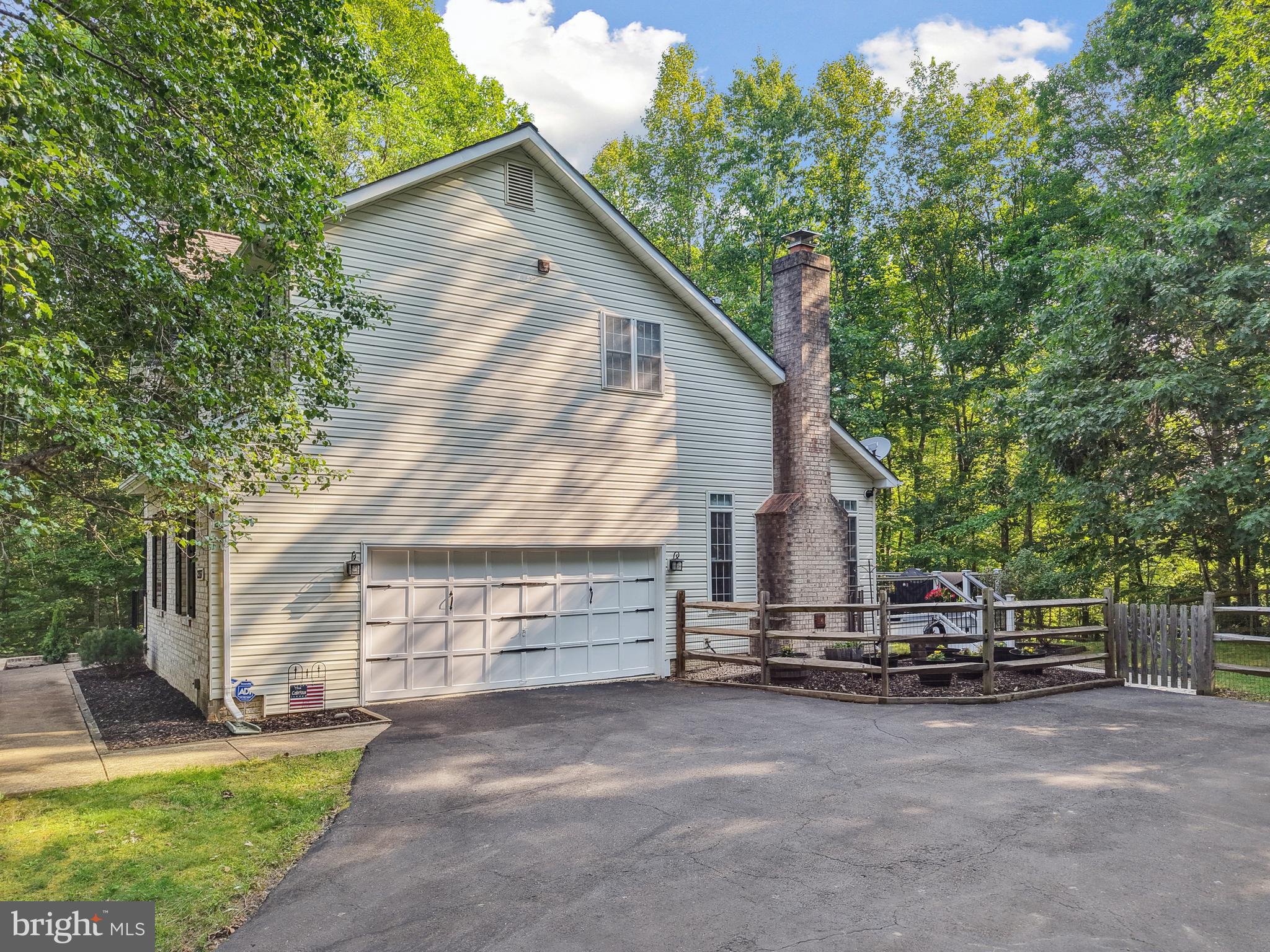 SOUTH WALES - Residential