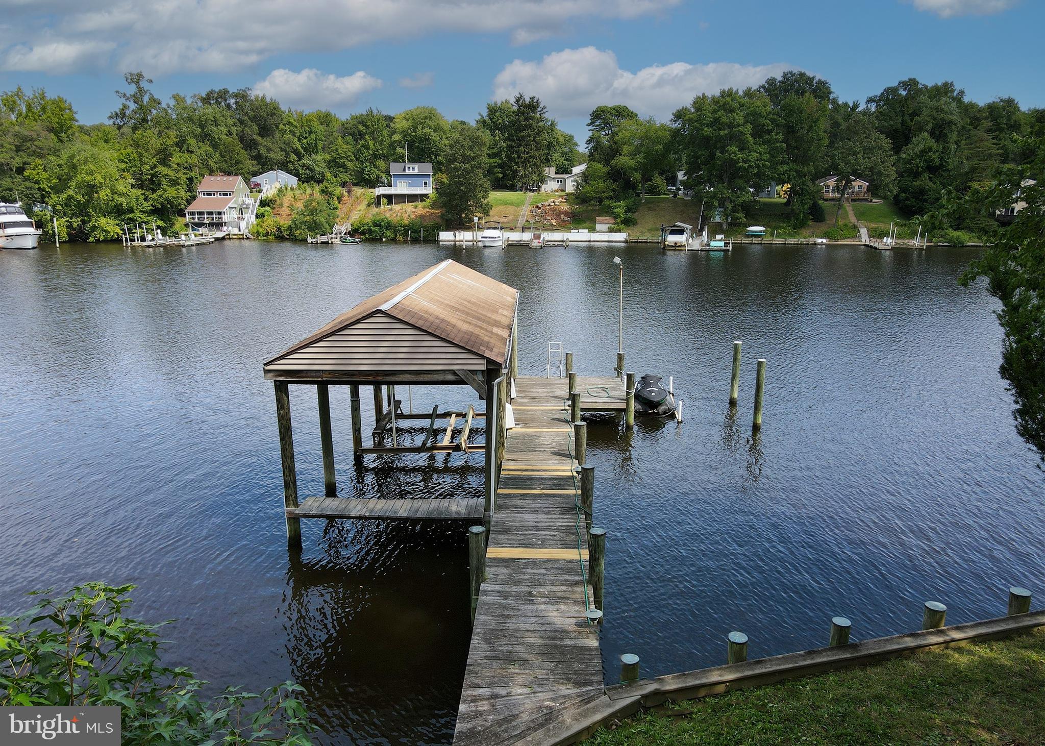 SILVER SANDS - Residential