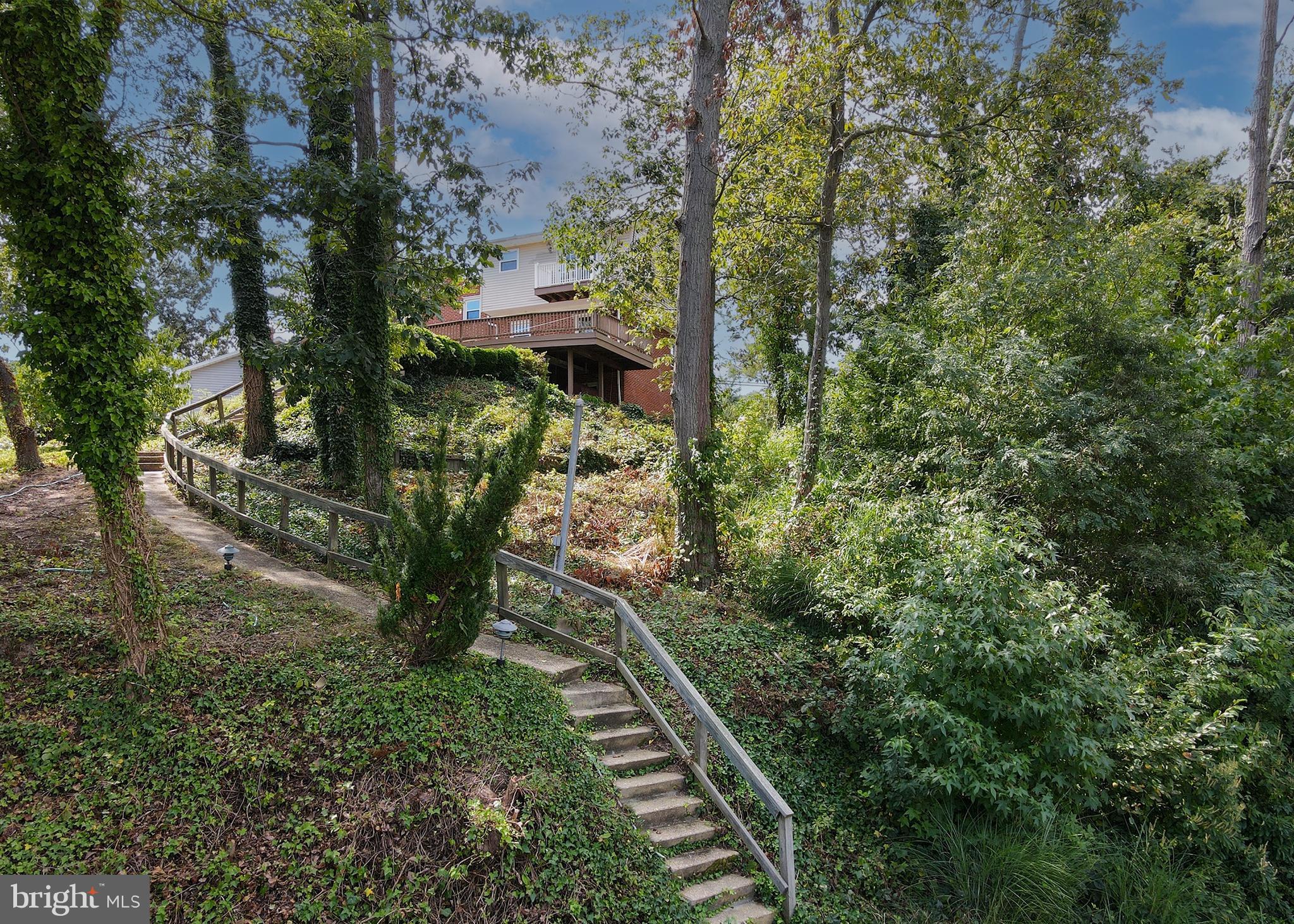 SILVER SANDS - Residential