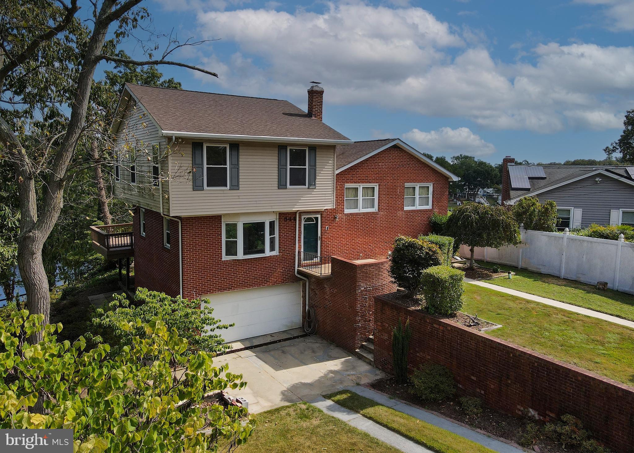 SILVER SANDS - Residential