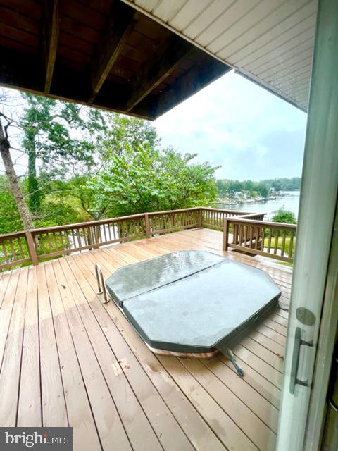 SILVER SANDS - Residential