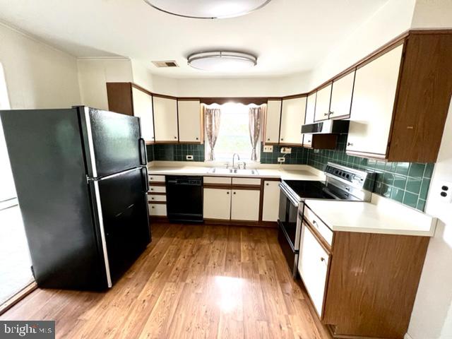 SILVER SANDS - Residential