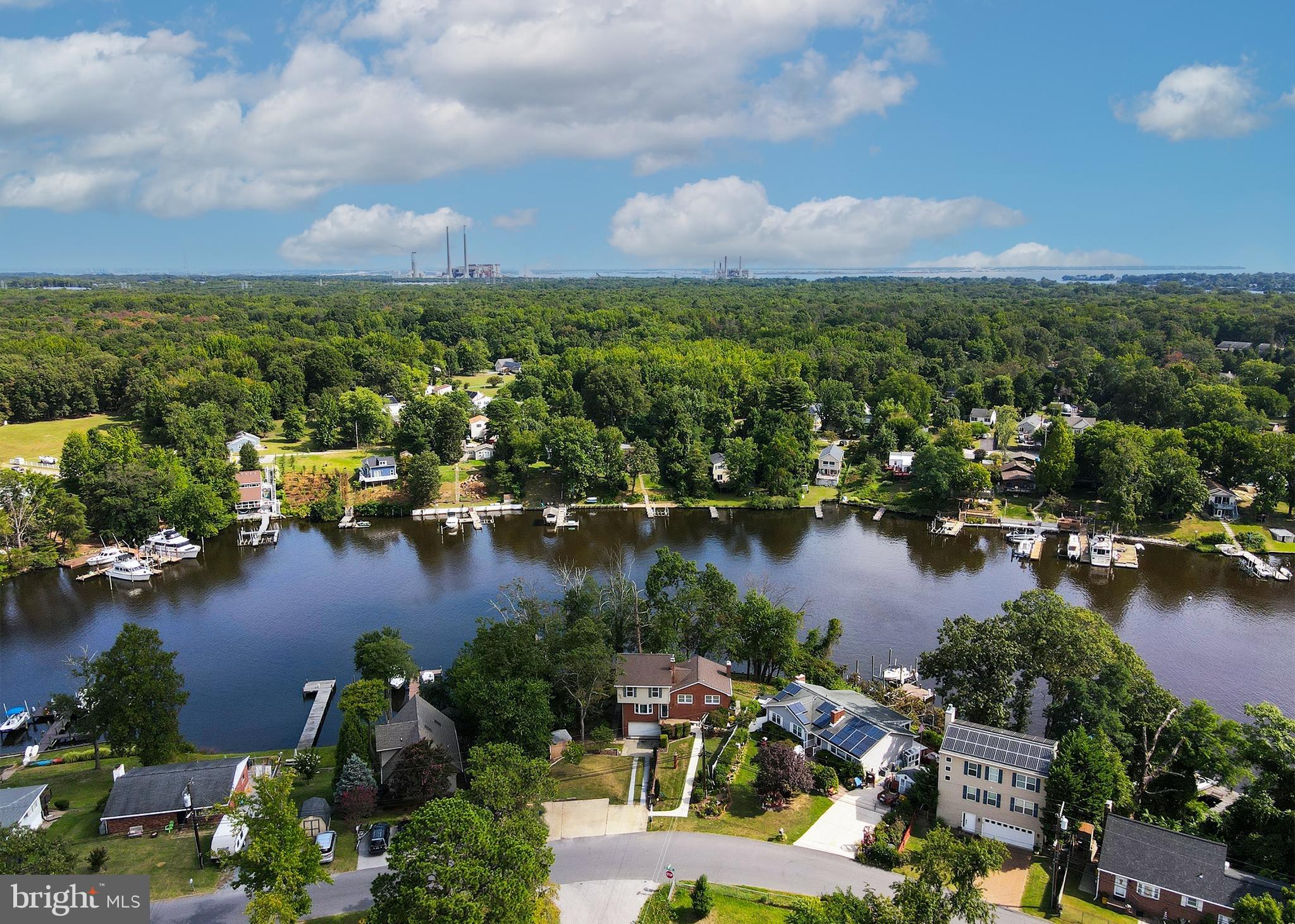 SILVER SANDS - Residential