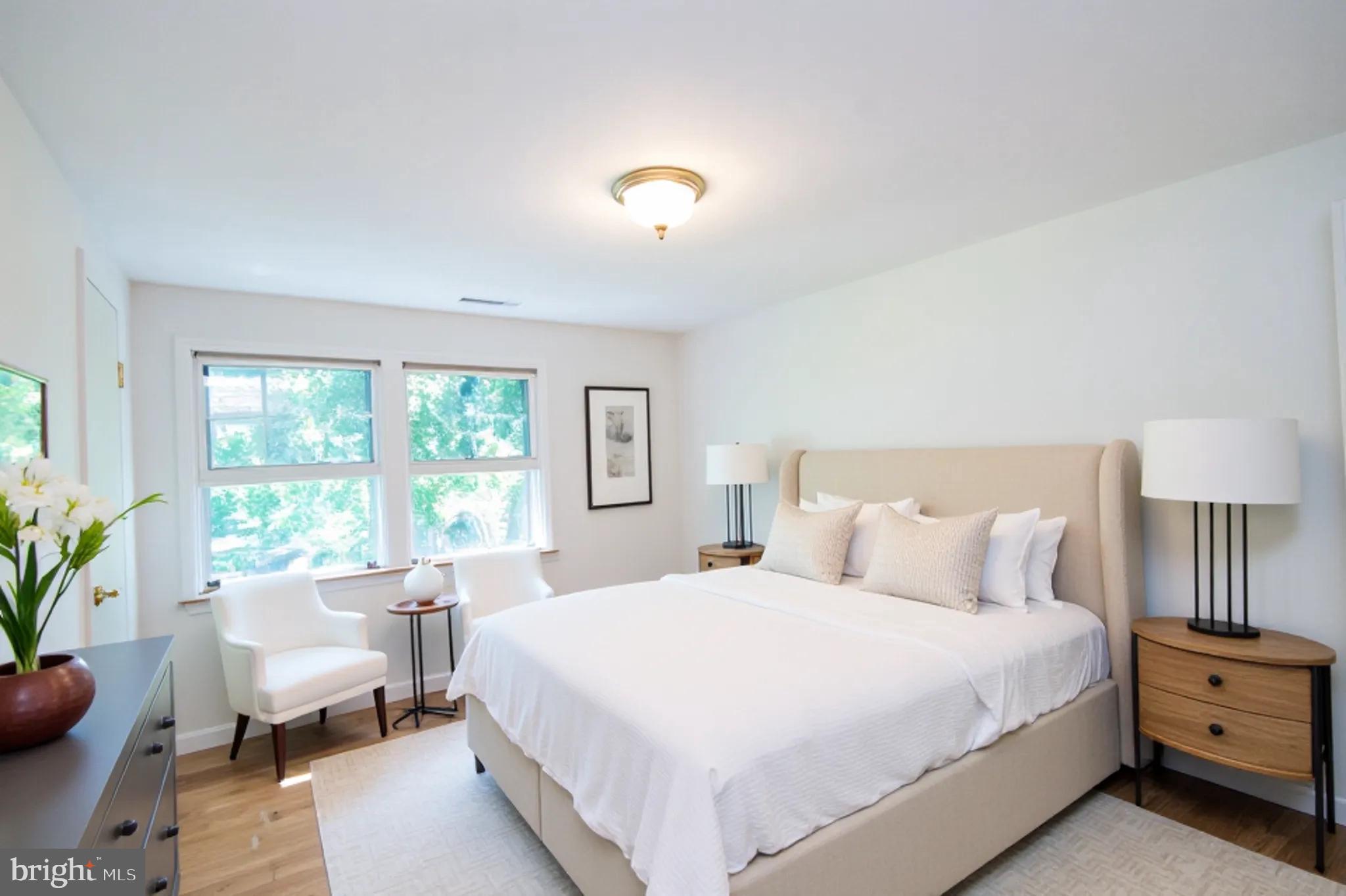 ALGONQUIN - Residential