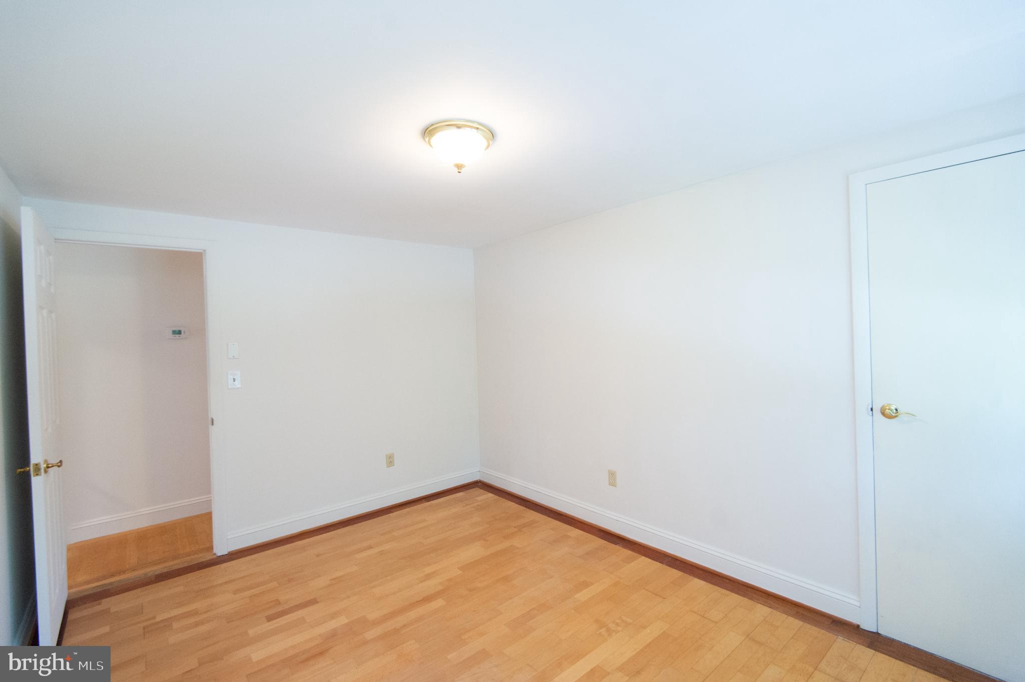 ALGONQUIN - Residential