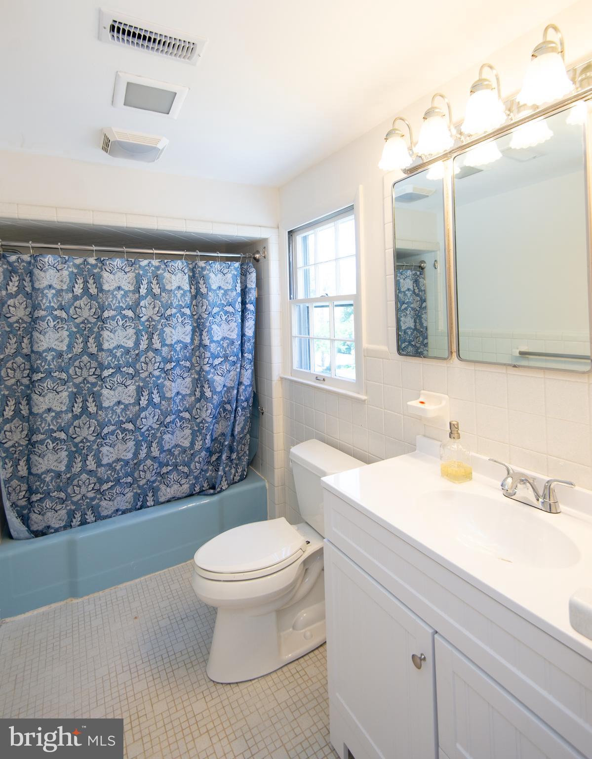 ALGONQUIN - Residential