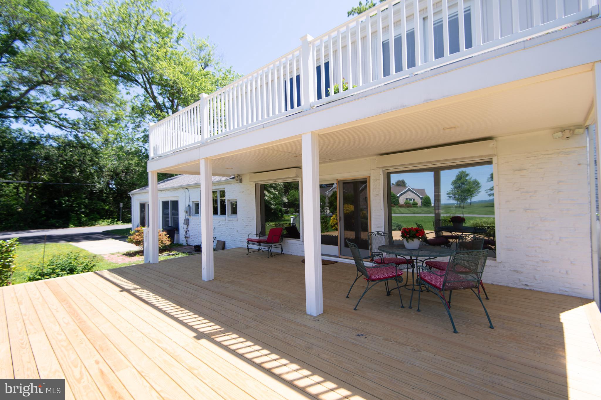 ALGONQUIN - Residential