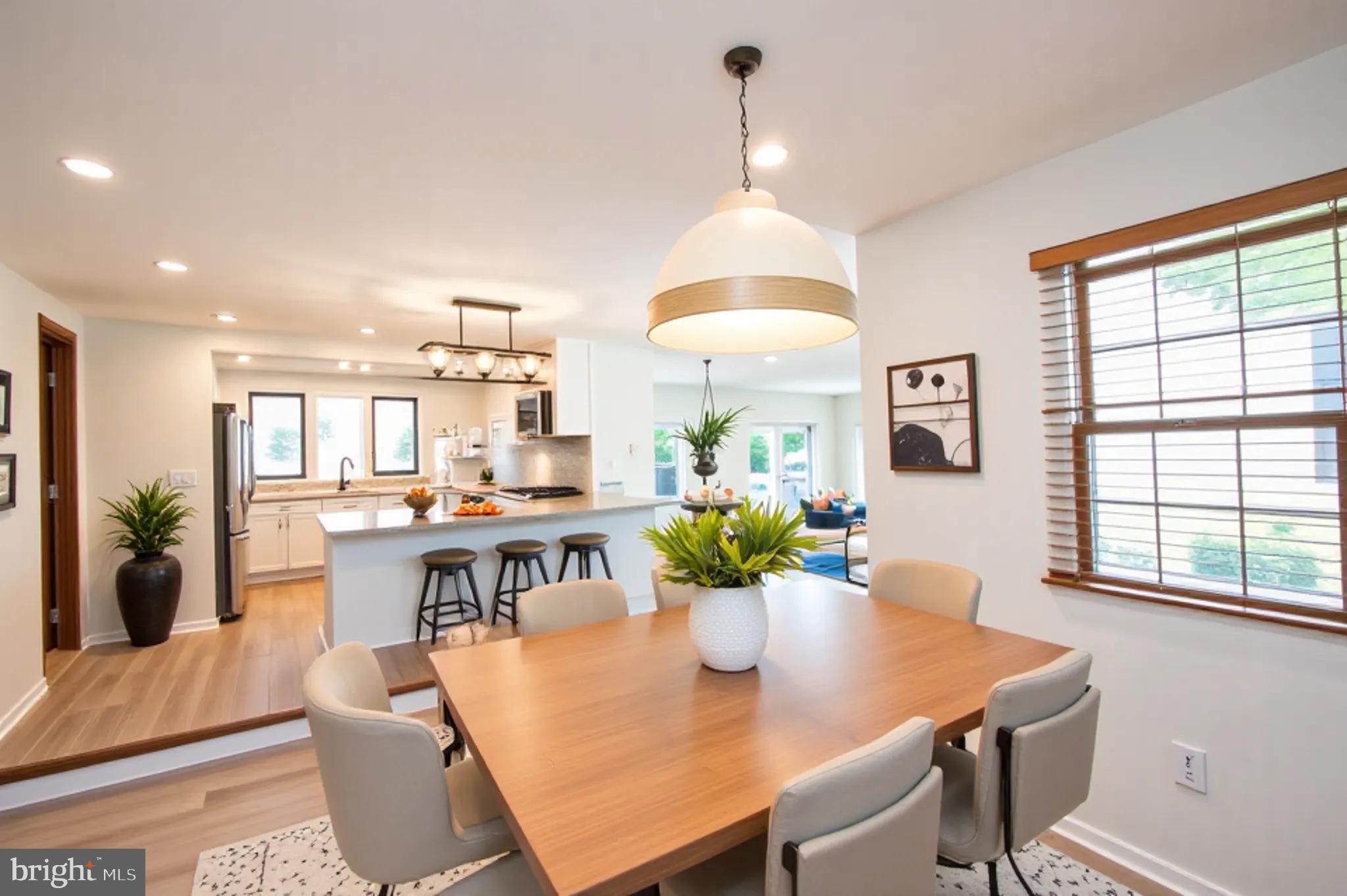 ALGONQUIN - Residential