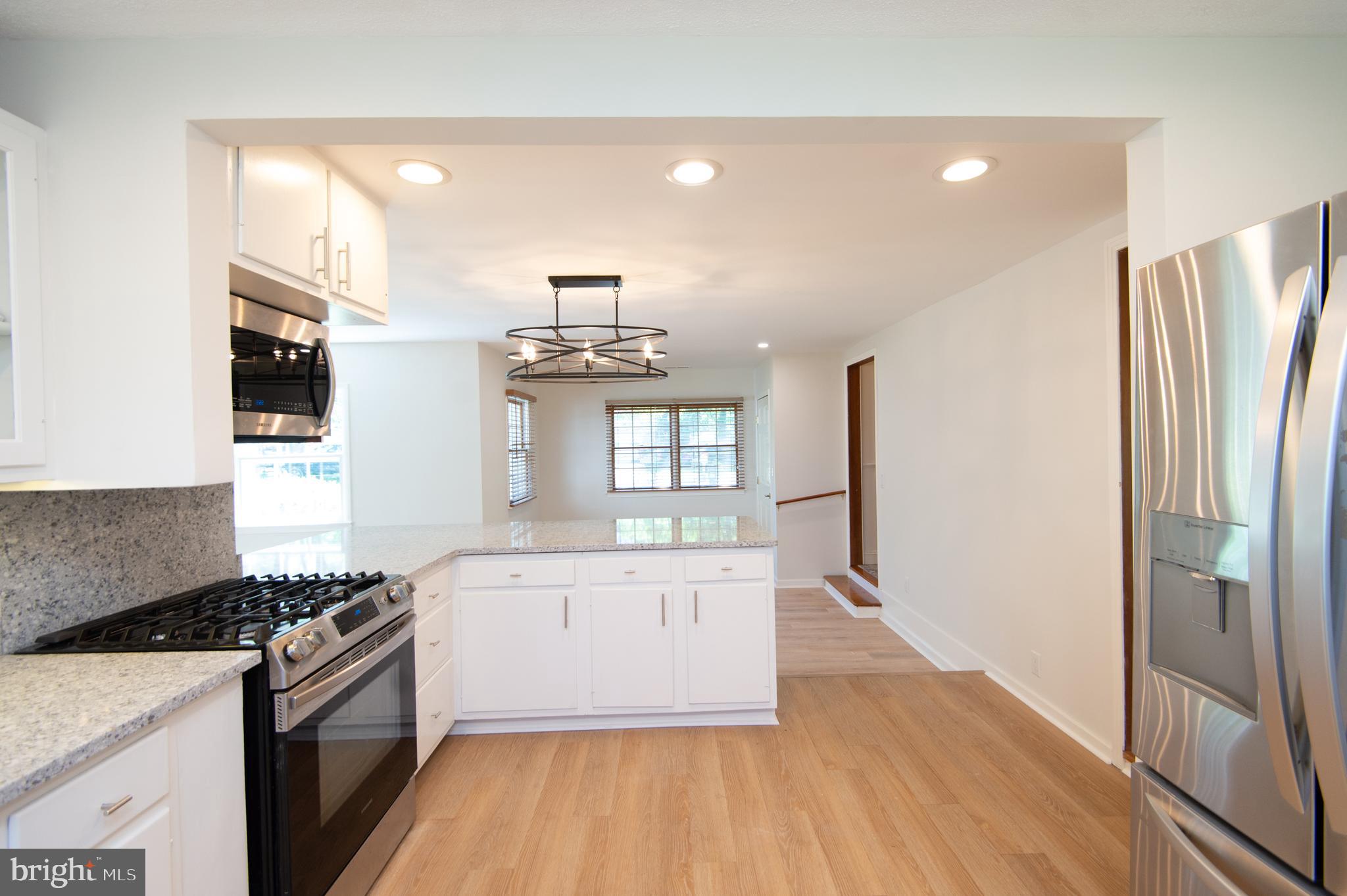 ALGONQUIN - Residential