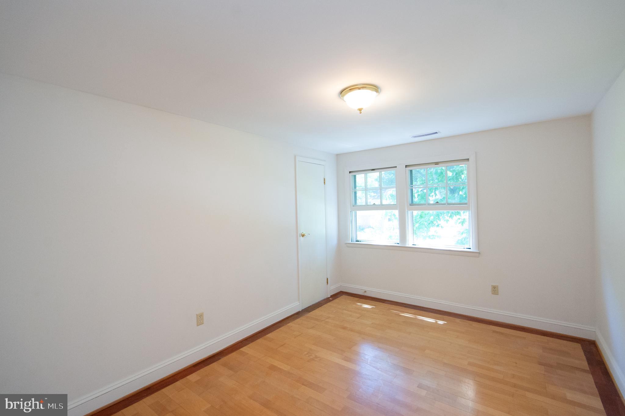 ALGONQUIN - Residential