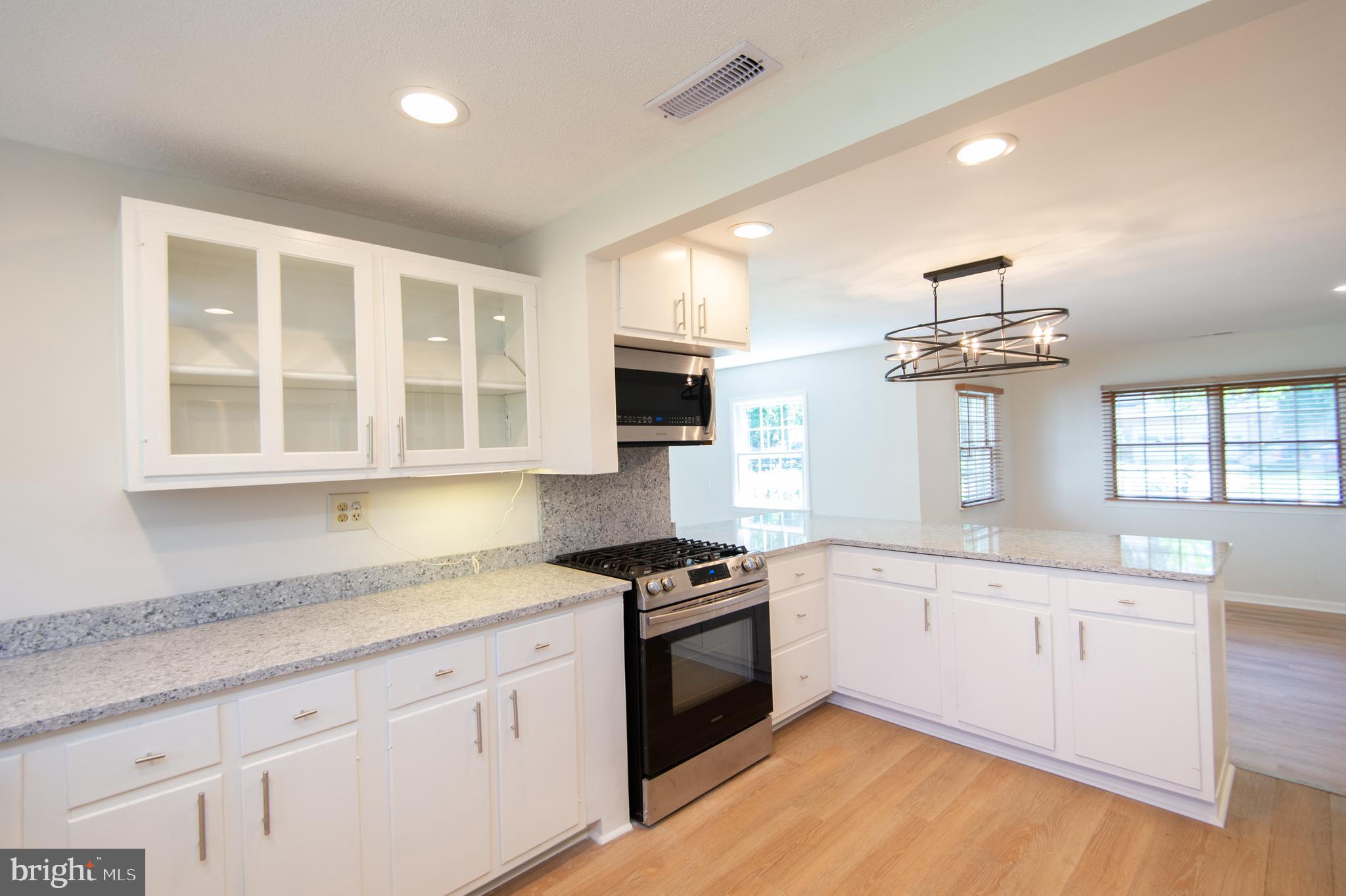 ALGONQUIN - Residential