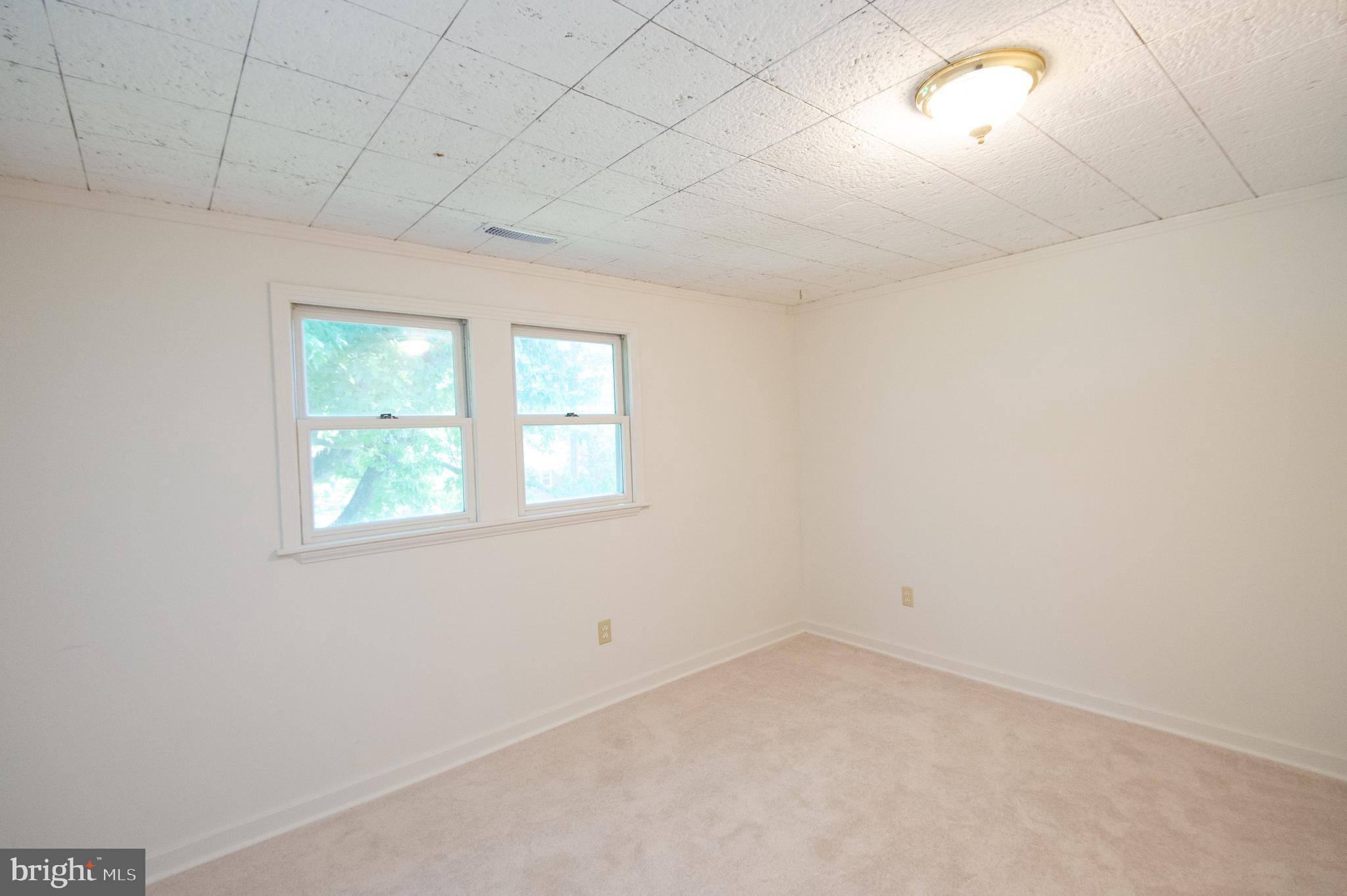 ALGONQUIN - Residential