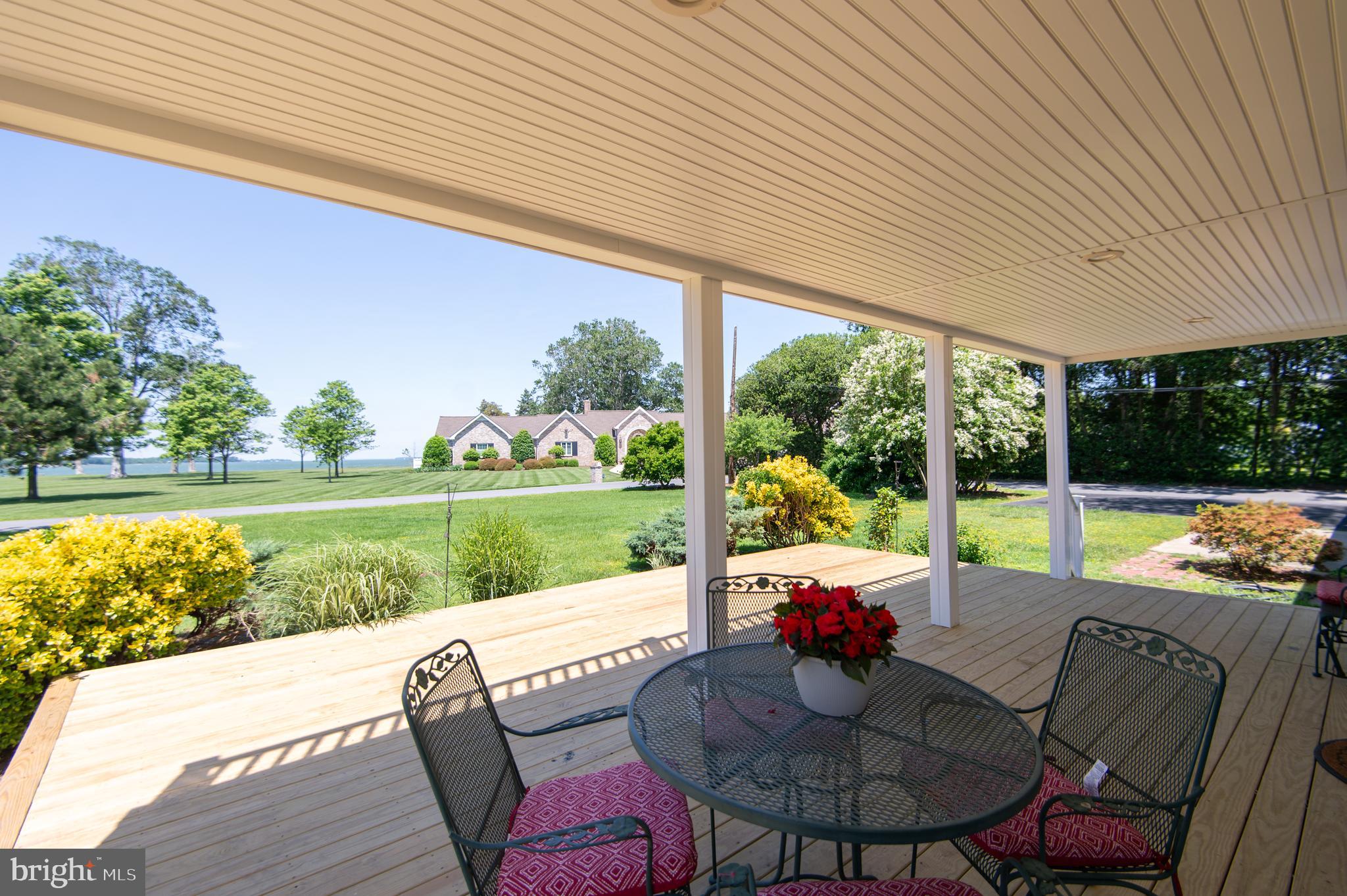 ALGONQUIN - Residential