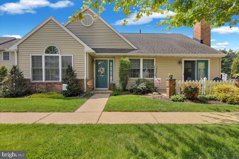 Photo of 118 Heather Lane, READING, PA 19610 (MLS # PABK2071342)