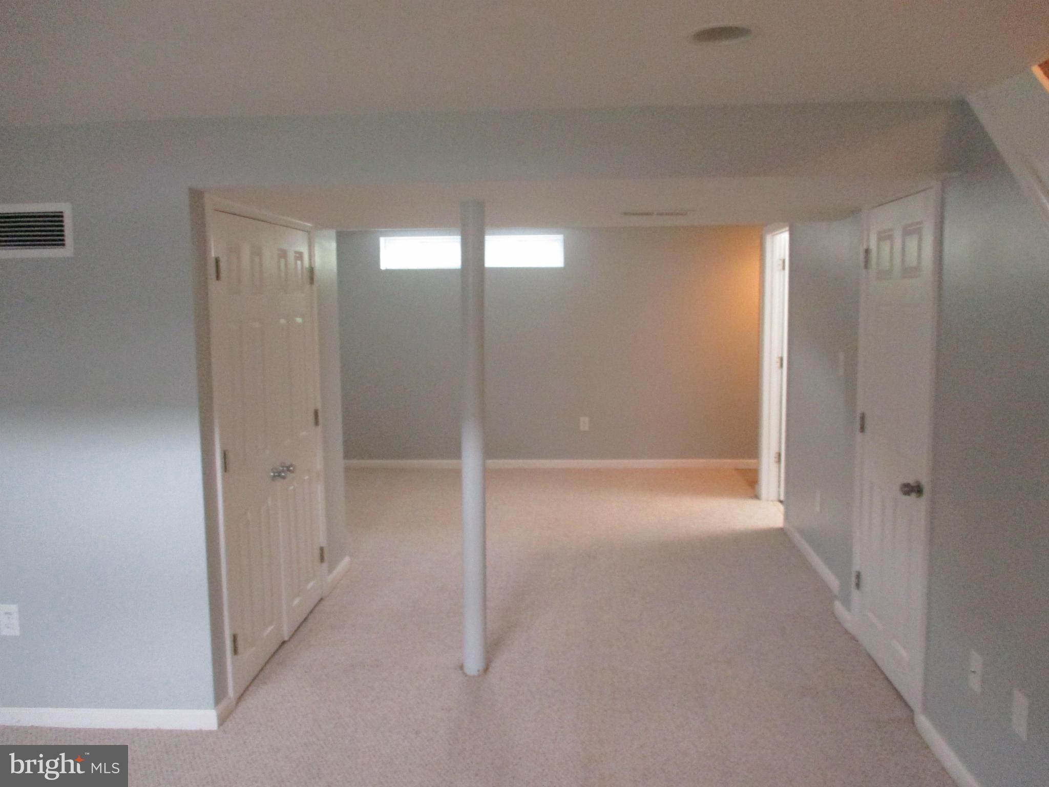 HOLLAND HILL - Residential