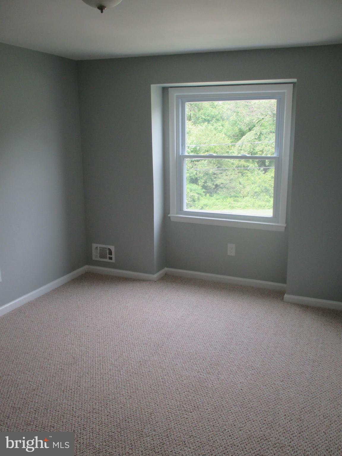 HOLLAND HILL - Residential