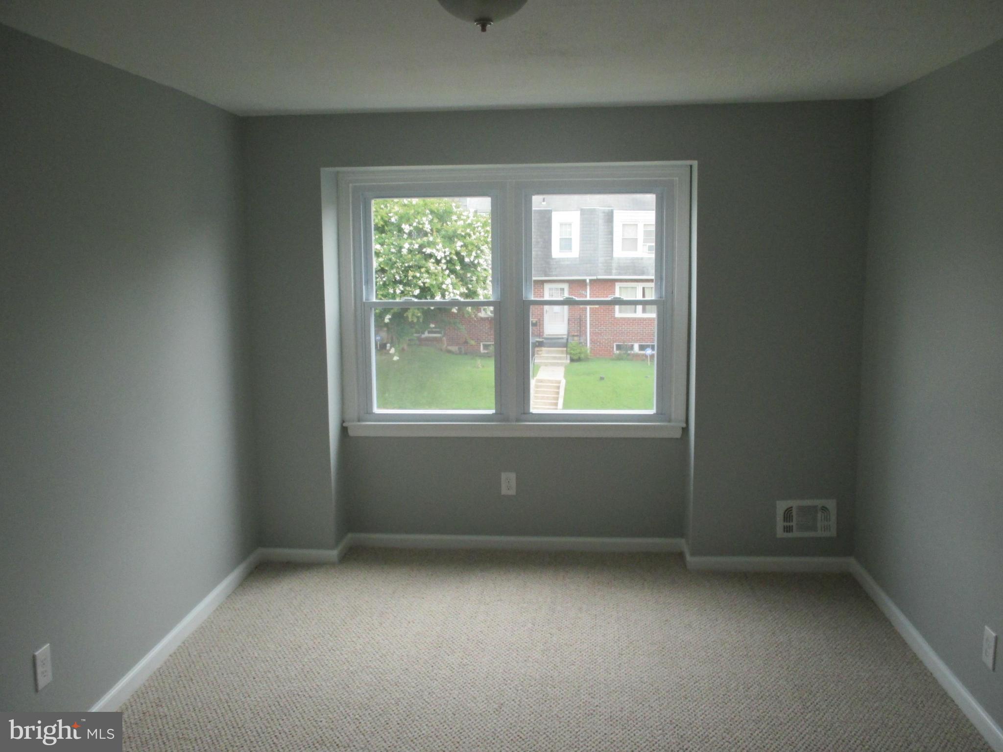 HOLLAND HILL - Residential