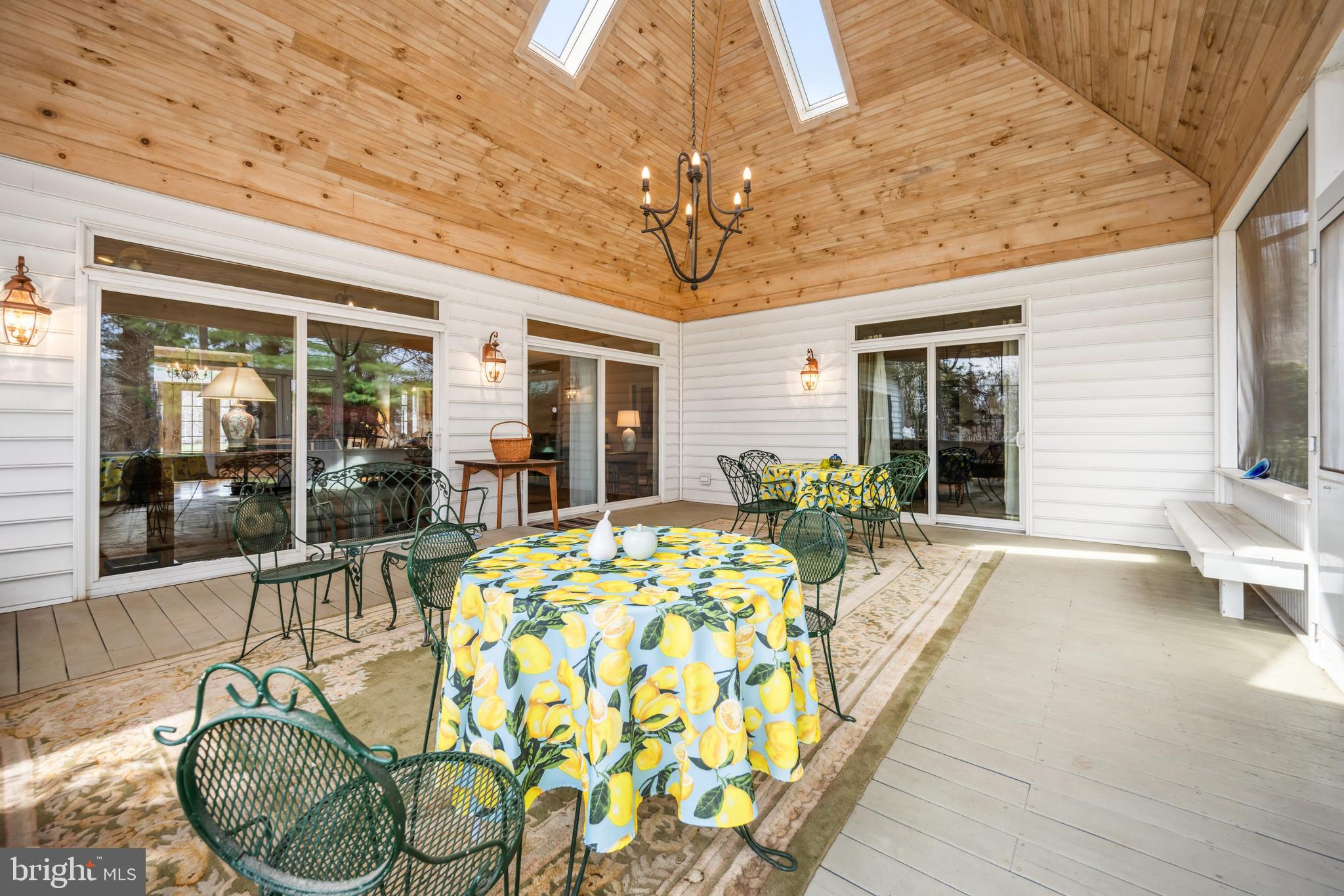 CHESTERTOWN - Residential