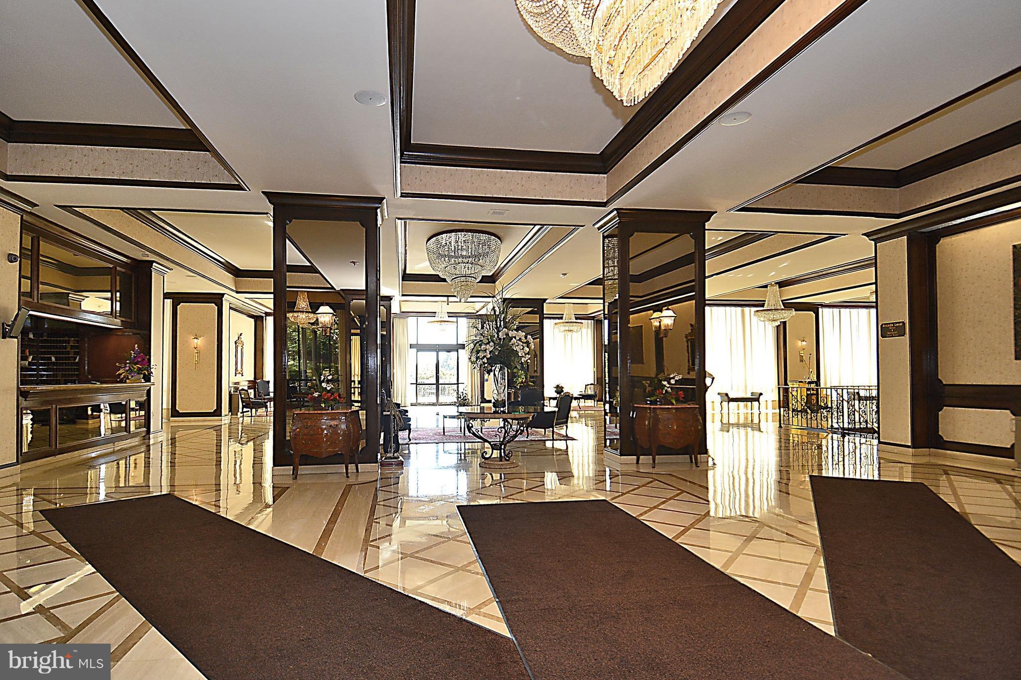 PROMENADE TOWERS - Residential