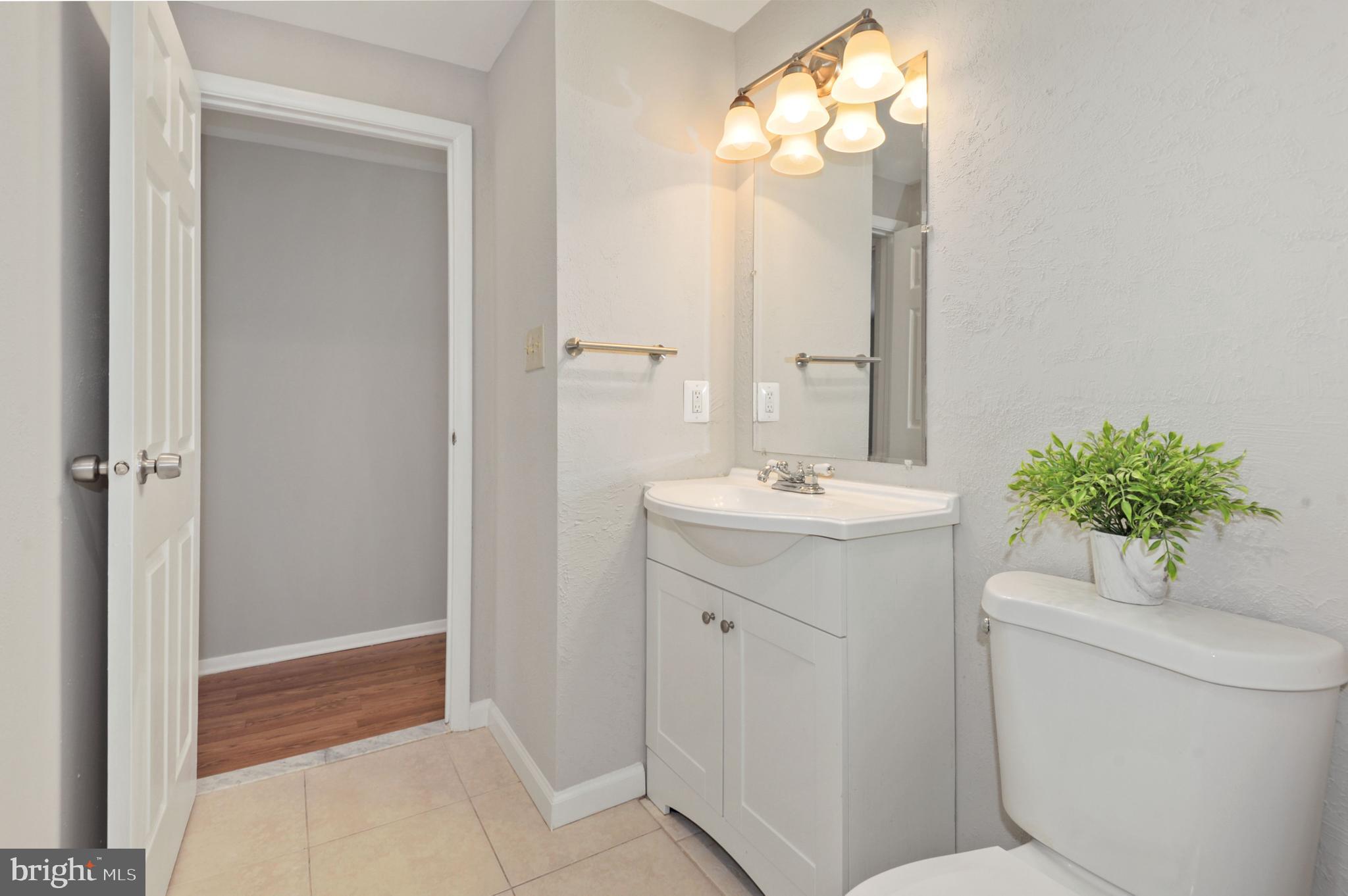 HUNTERS CREEK - Residential