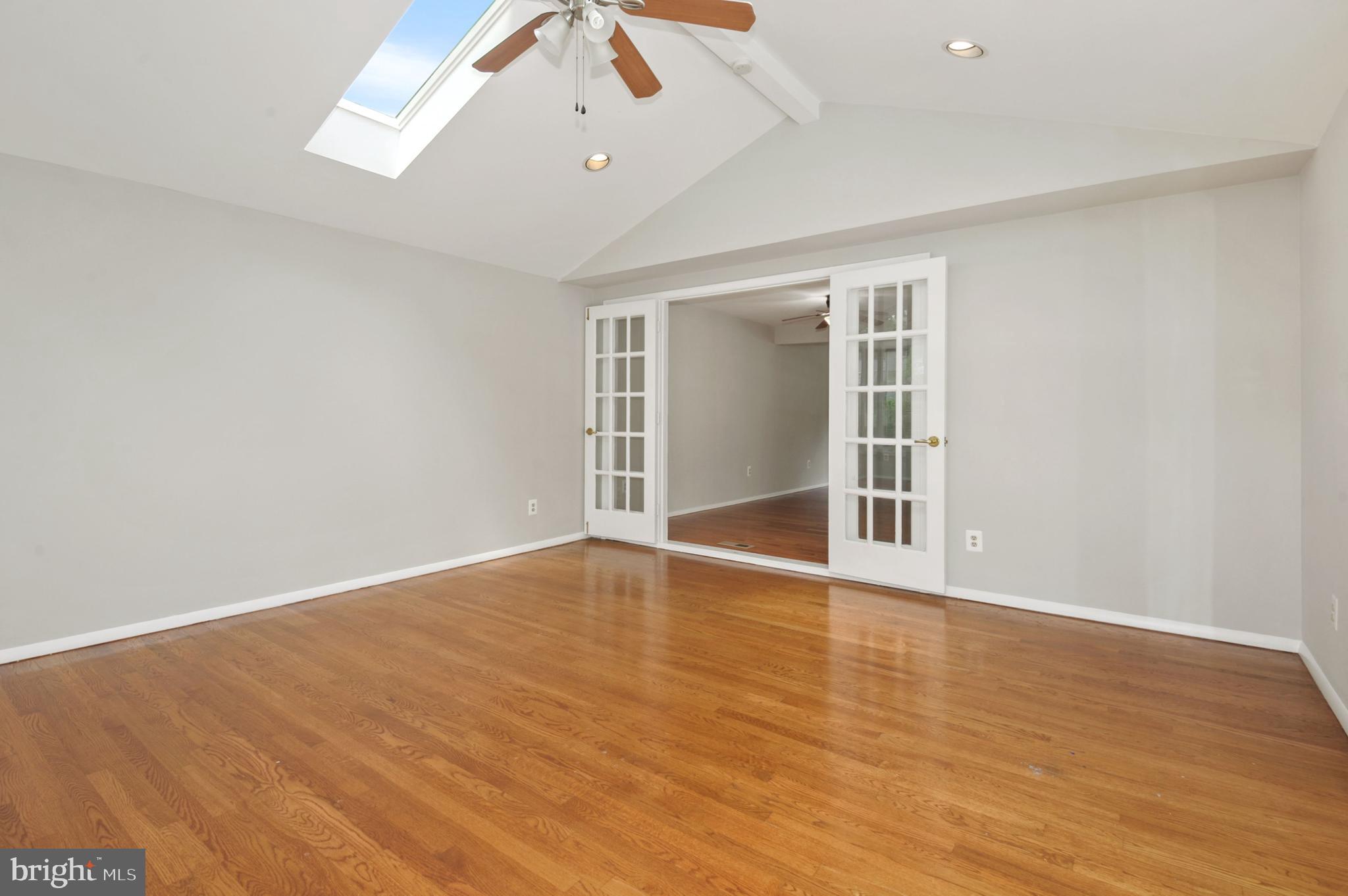 HUNTERS CREEK - Residential